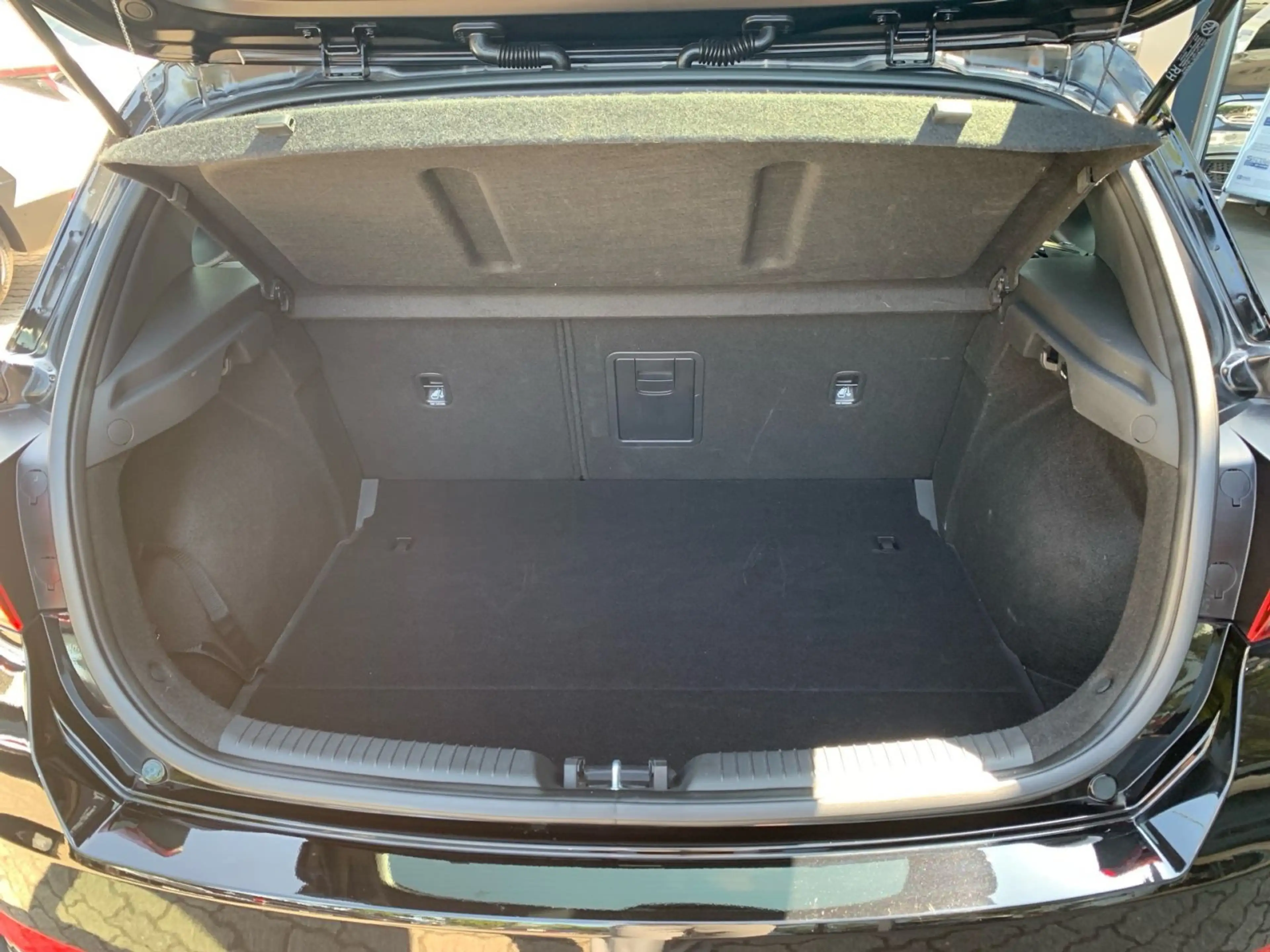Hyundai i30 1.5 T-GDI DCT N-Line Pano — photo 12