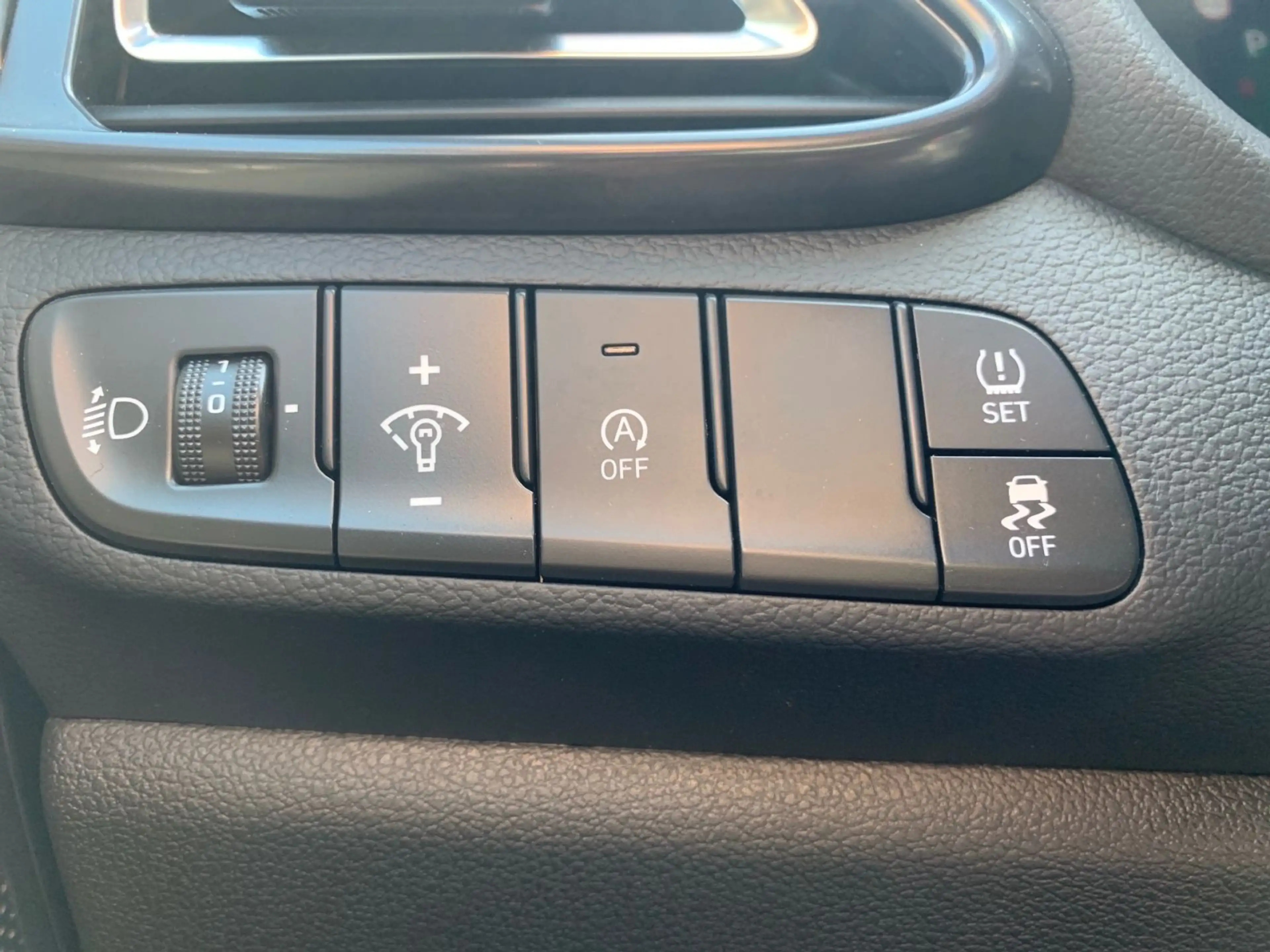 Hyundai i30 1.5 T-GDI DCT N-Line Pano — photo 11