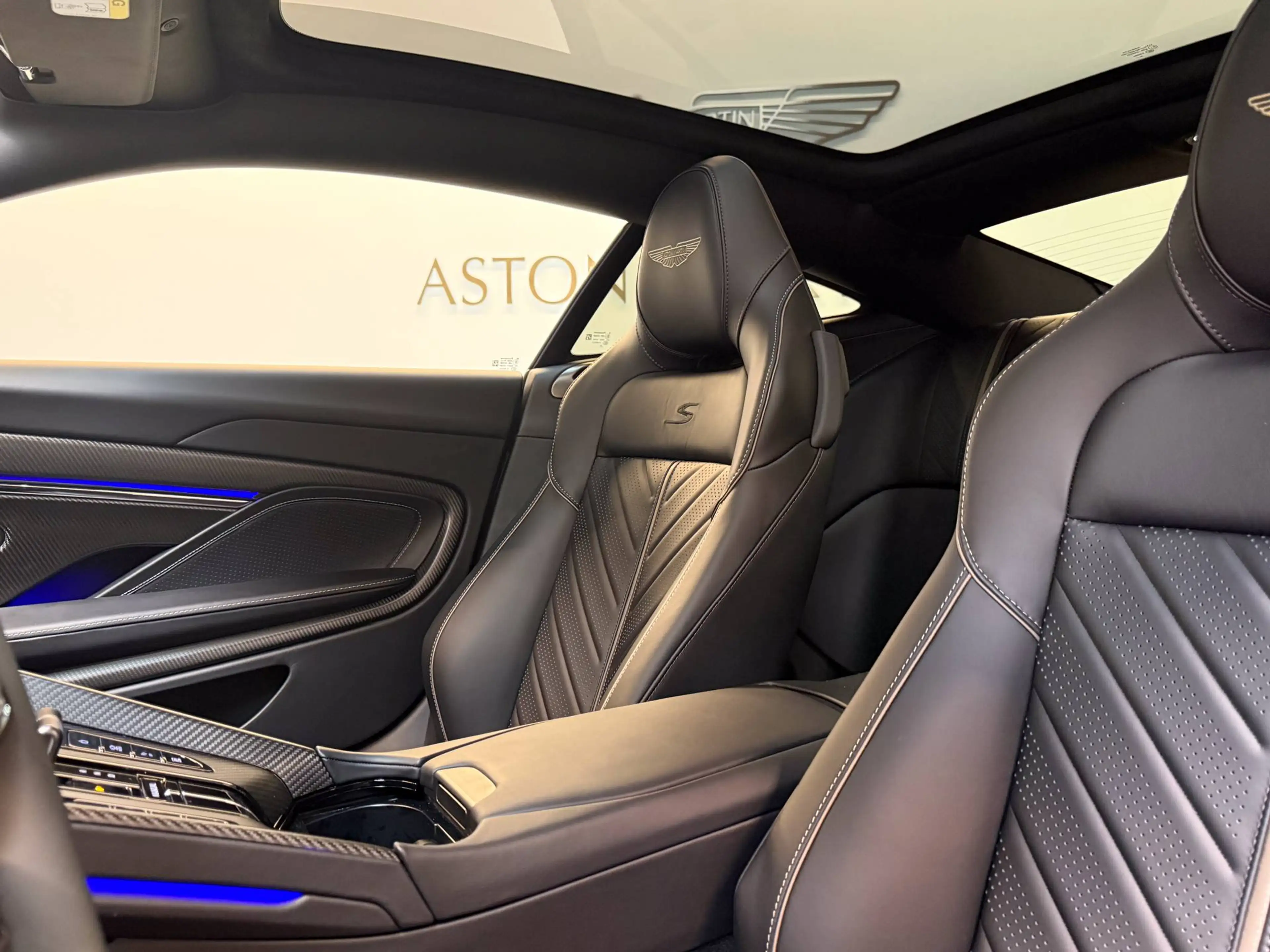Aston Martin DB12 S Coupe | FULL OPTION — photo 14