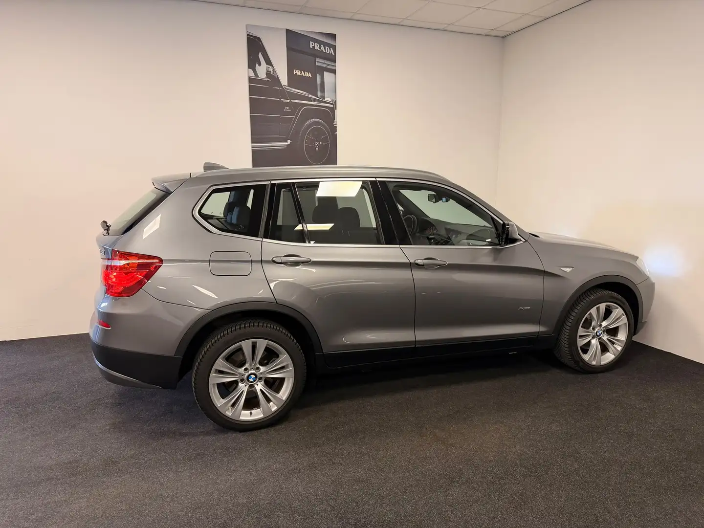 BMW X3 XDrive20i High Executive Grau - 2