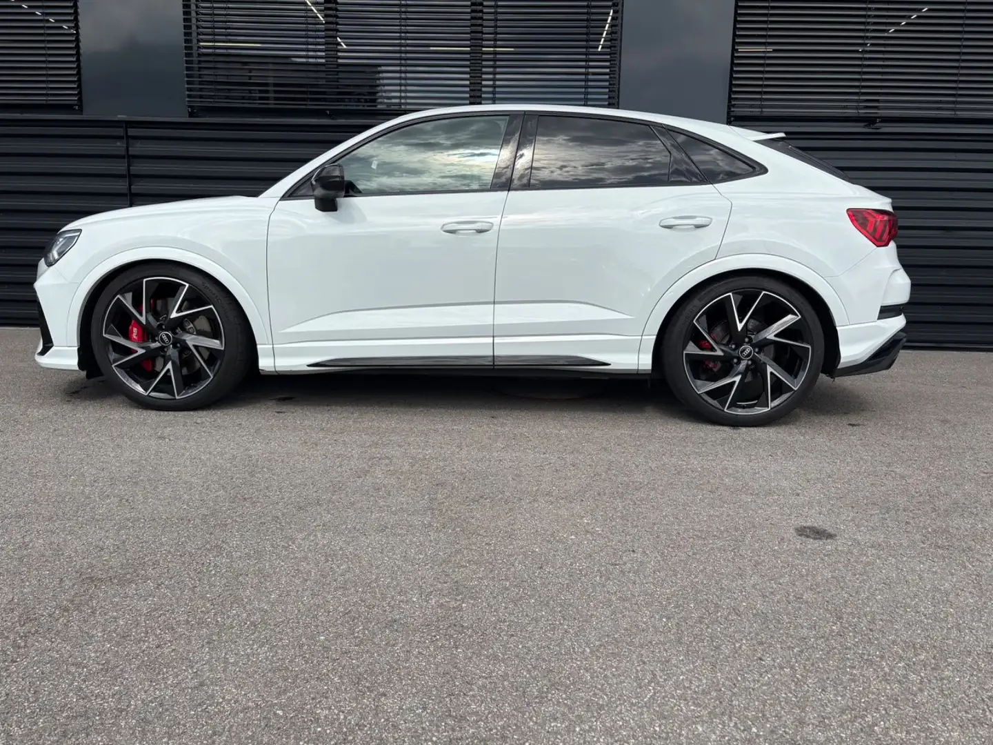 Audi RS Q3 Sportback 2.5 TFSI quattro-1.HAND Weiß - 1