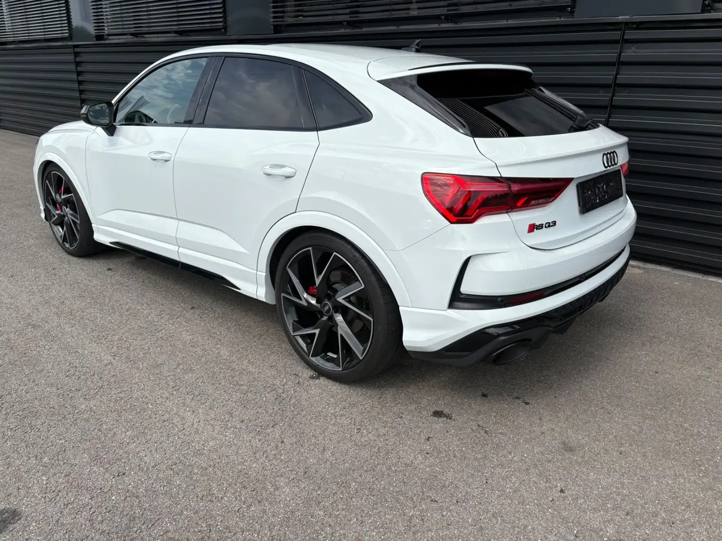 Audi RS Q3 Sportback 2.5 TFSI quattro-1.HAND Weiß - 2