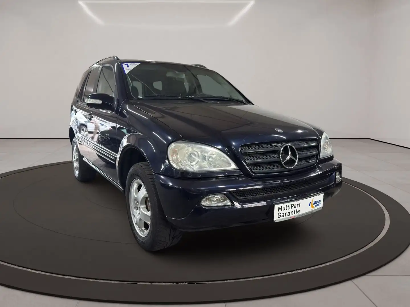 Mercedes-Benz ML 270 CDI Bleu - 1