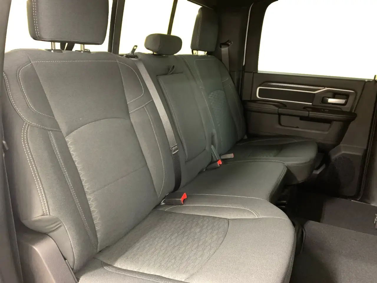 RAM 2500 снимка RAM 2500