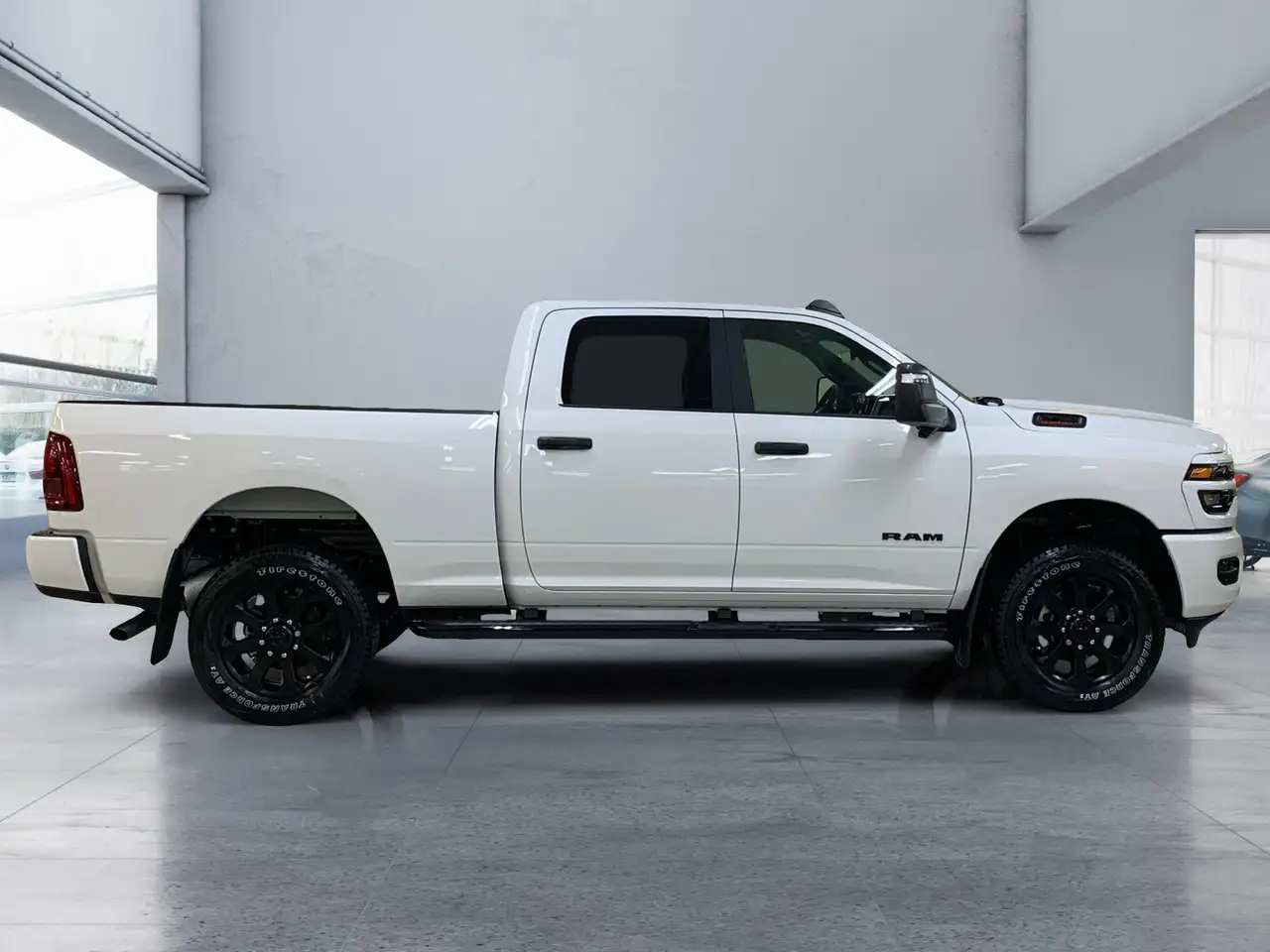 RAM 2500 снимка RAM 2500