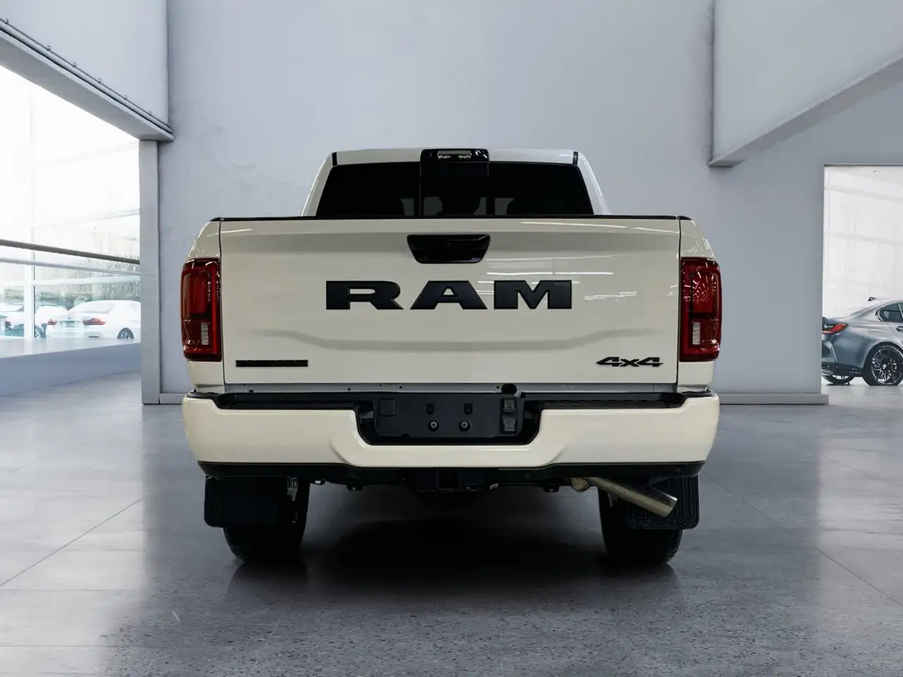 RAM 2500 снимка RAM 2500