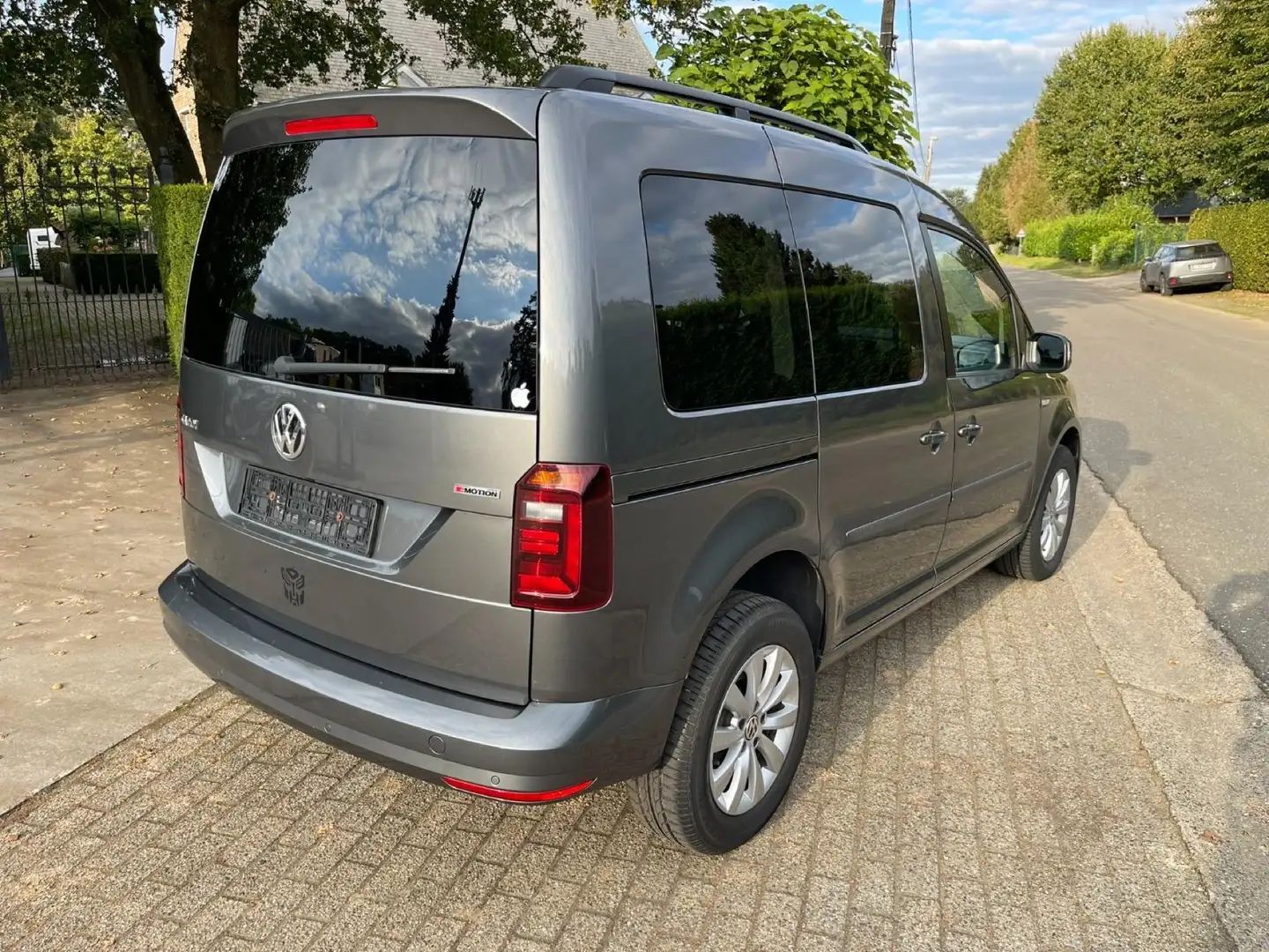 Volkswagen Caddy 2.0 TDI (5-Si.) DSG 4MOTION Trendline - 2