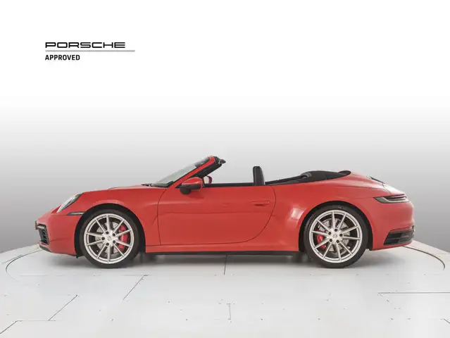 Porsche 911 view 2