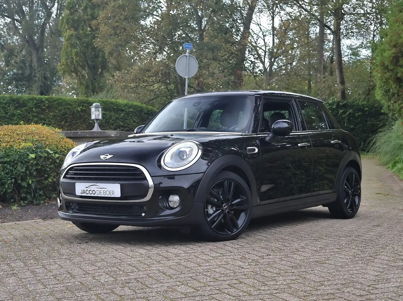 MINI One