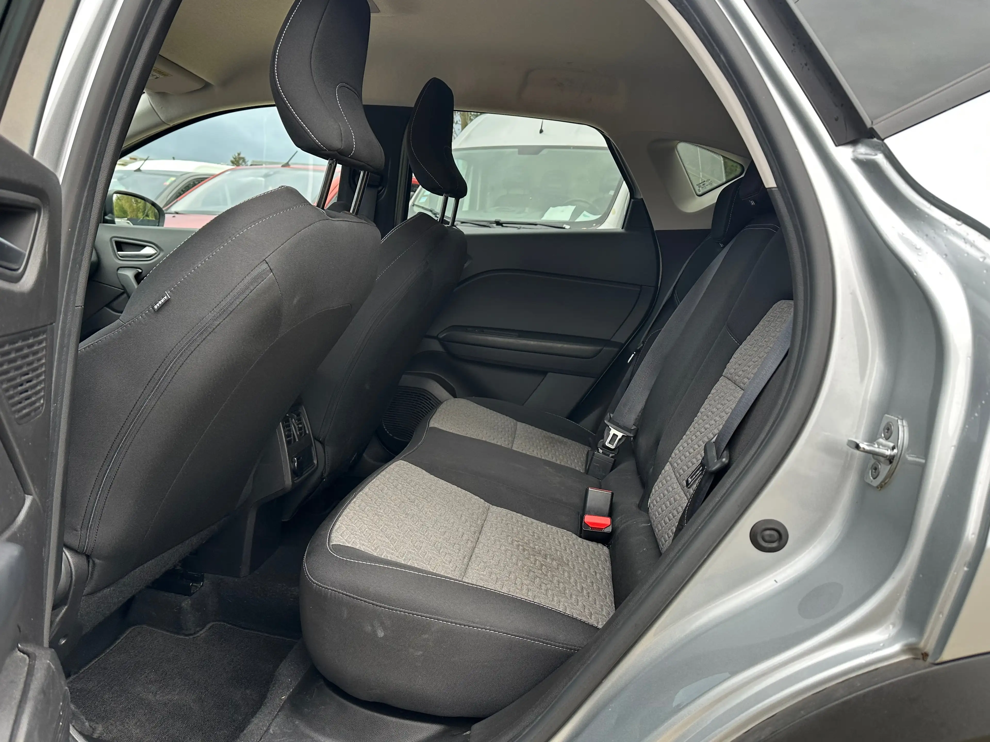 Renault Captur 1.0 TCe Limited/Etat neuf/Garantie/Euro6d/Gps — photo 9