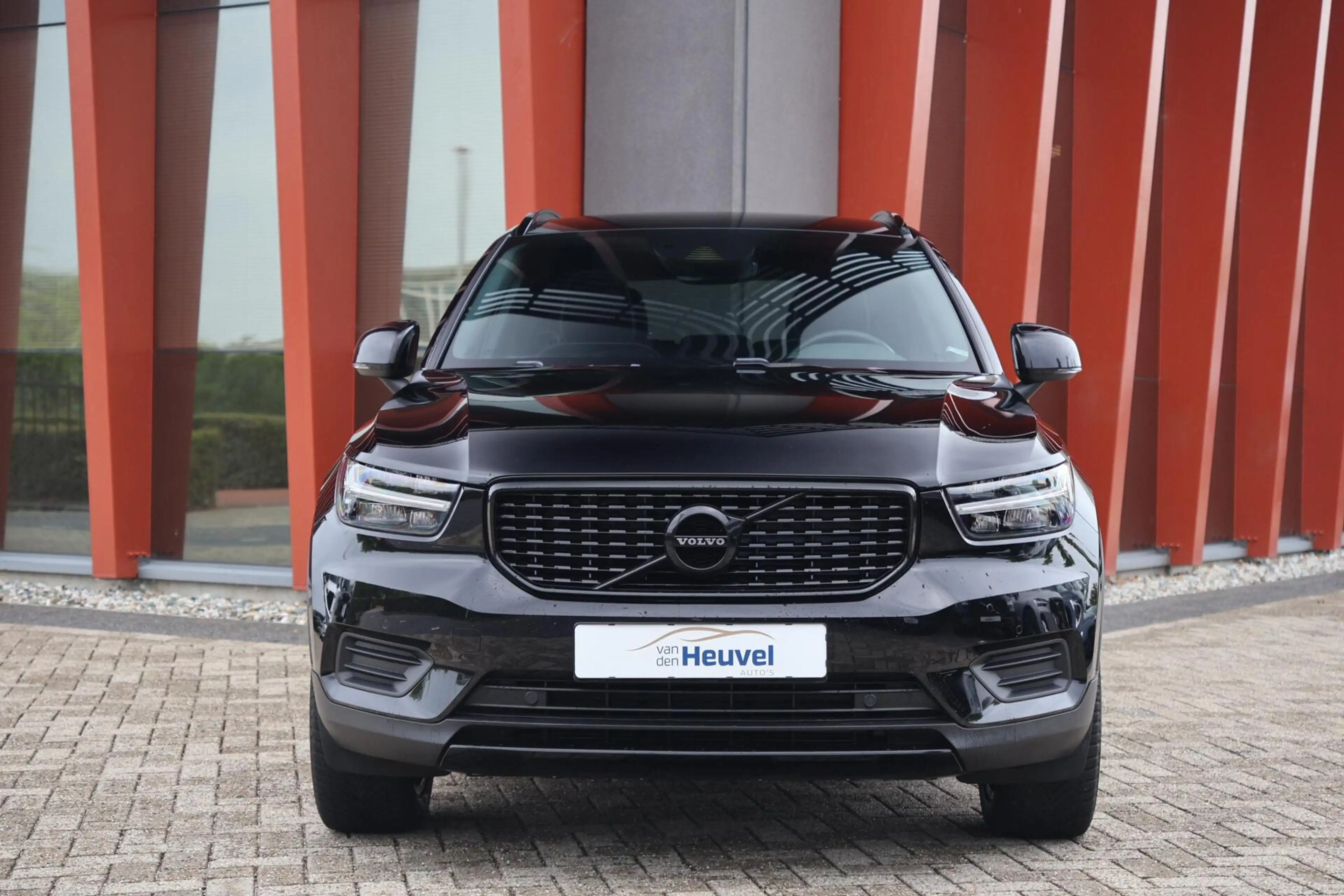 Volvo XC40 T4 Recharge R-Design | Stoelverwarming | Parkeerca — photo 2