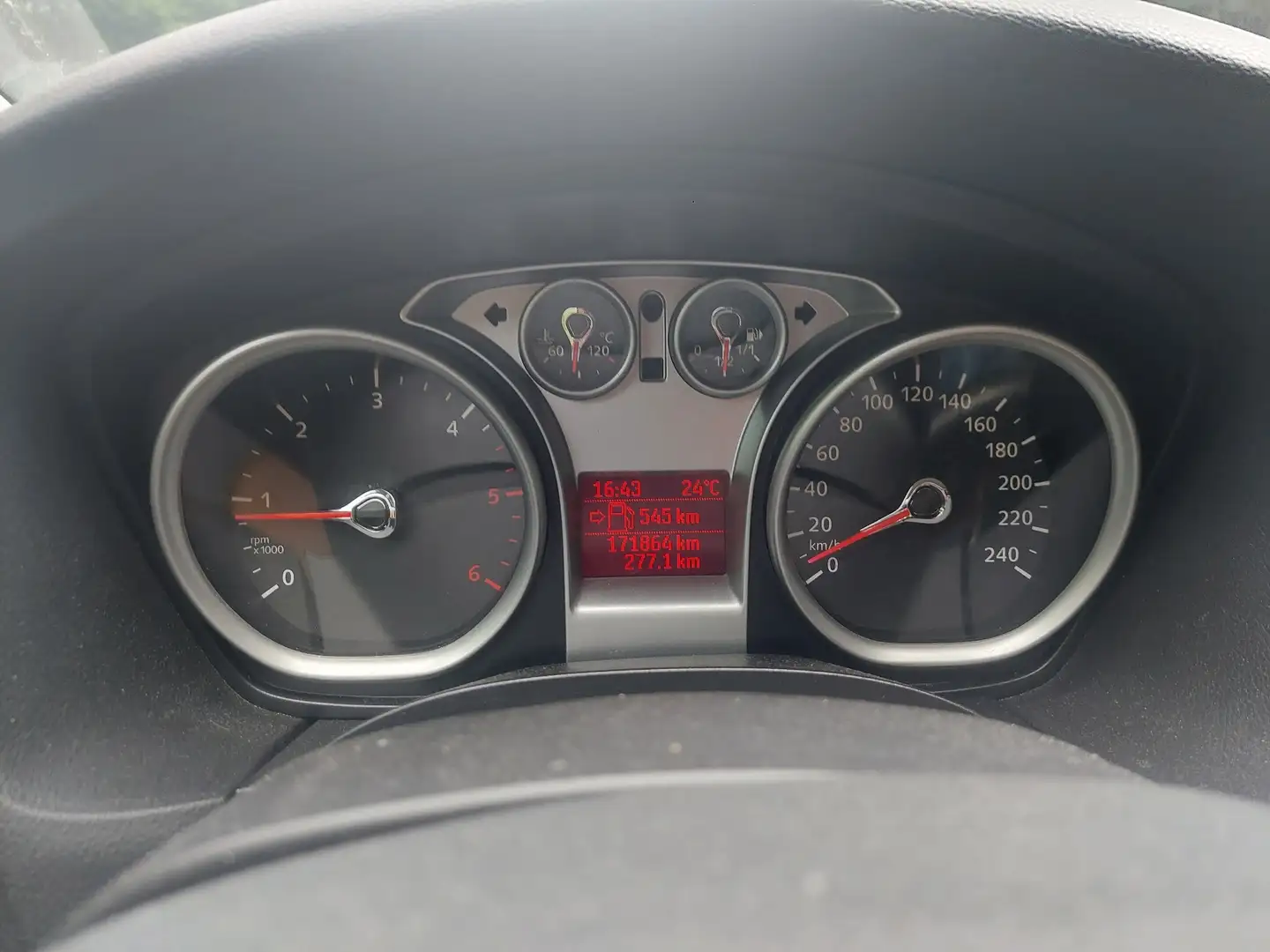 Ford Focus 5p 1.6 tdci 110cv fap - 2
