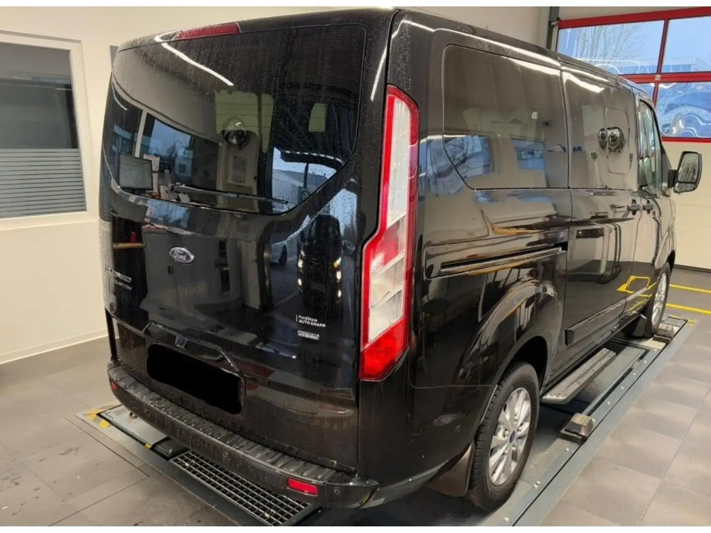 Ford Transit Tourneo Custom 1,0 320 L1 Titanium Aut./KAMERA/ Schwarz - 2