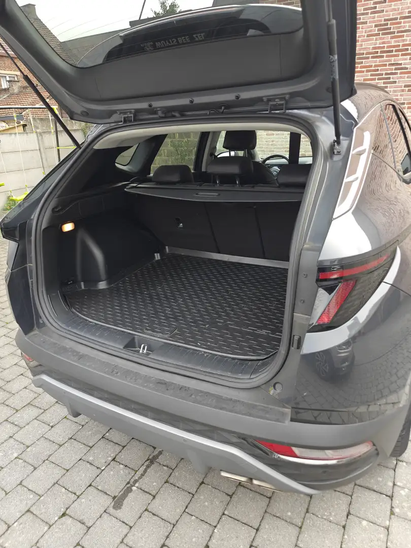 Hyundai TUCSON TUCSON 1.6 T-GDi 48V-Hybrid 2WD DCT Select Gris - 2