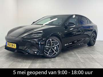 Design RWD 82.5 kWh Navi | Pano | Tahitian Blue Le