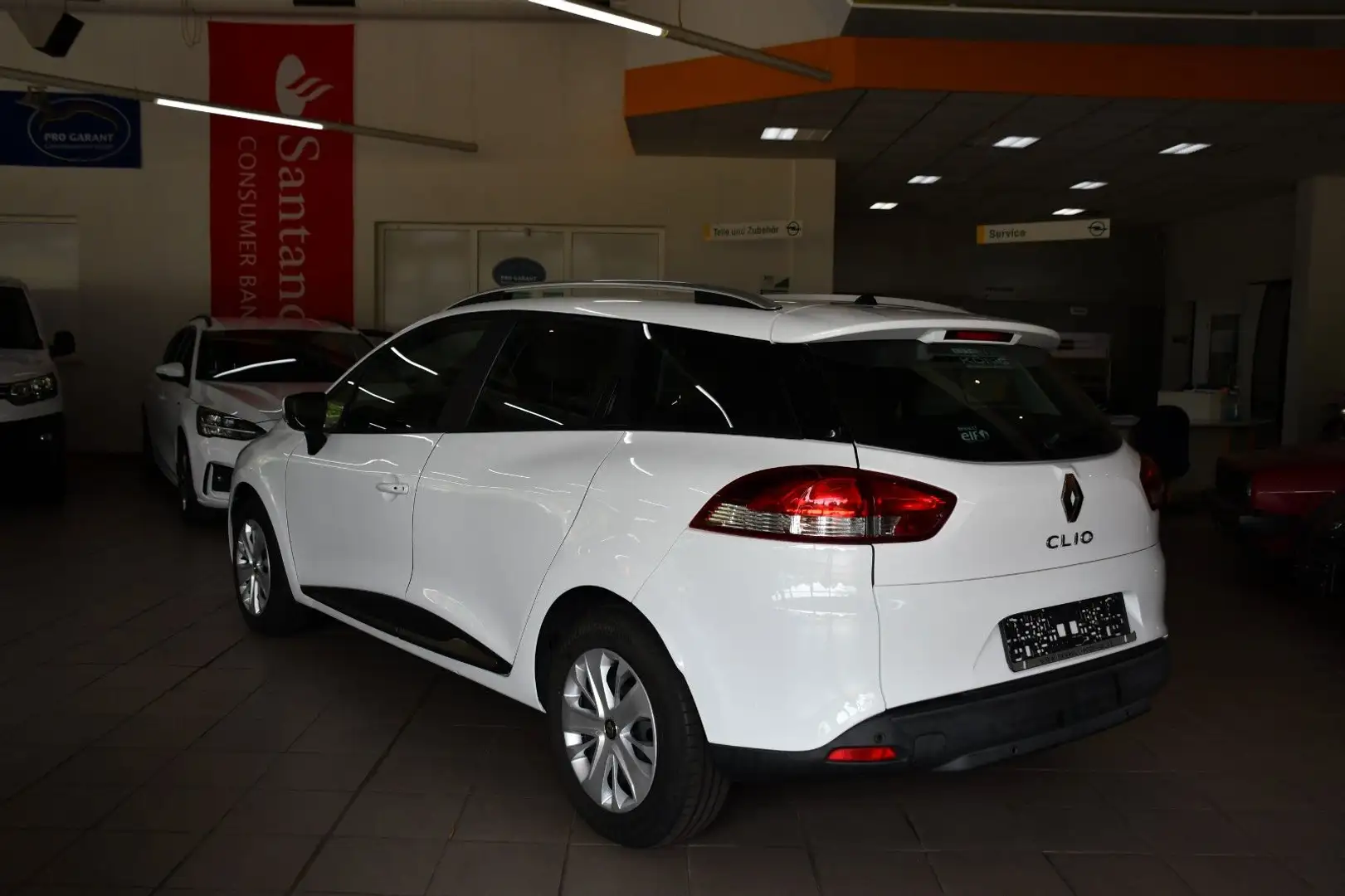 Renault Clio IV Grandtour Limited dci90 NAVI PDC Weiß - 2