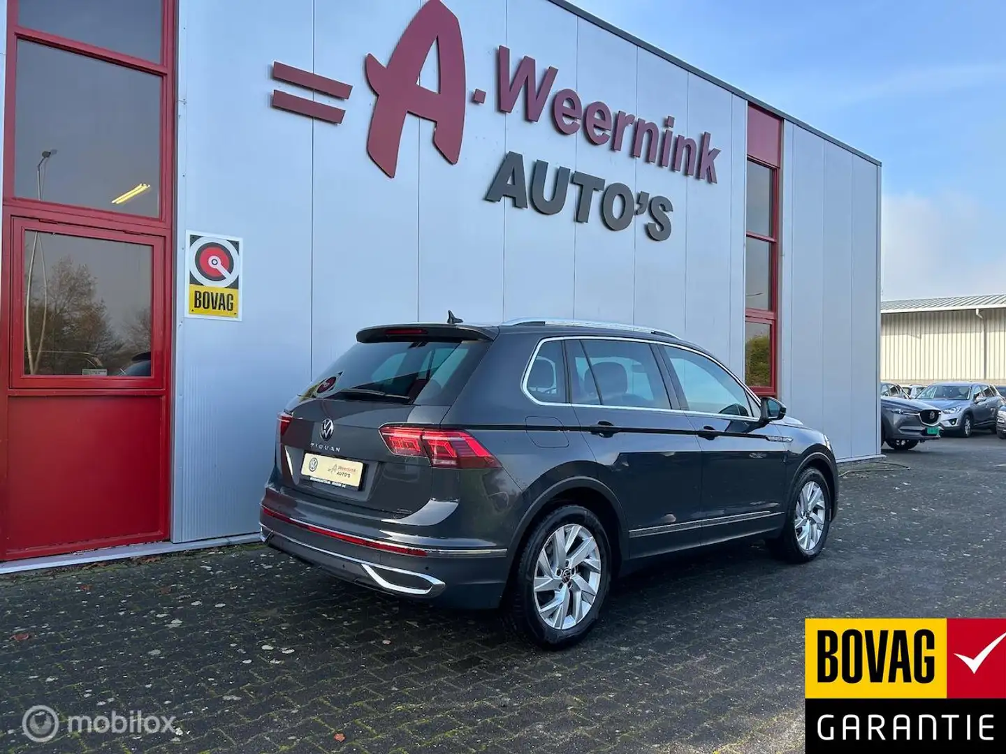 Volkswagen Tiguan 1.5 TSI Elegance DSG Pano.dak Elec. a. klep. Gris - 2