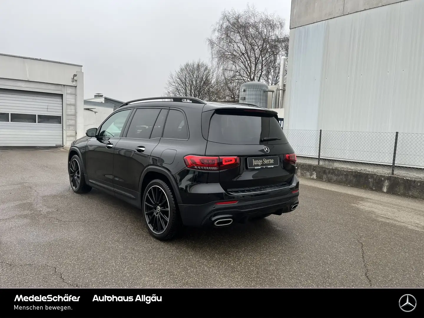 Mercedes-Benz GLB 220 GLB 220 d 4M AMG Night 20" 7-Sitzer Pano 360° LED Schwarz - 2