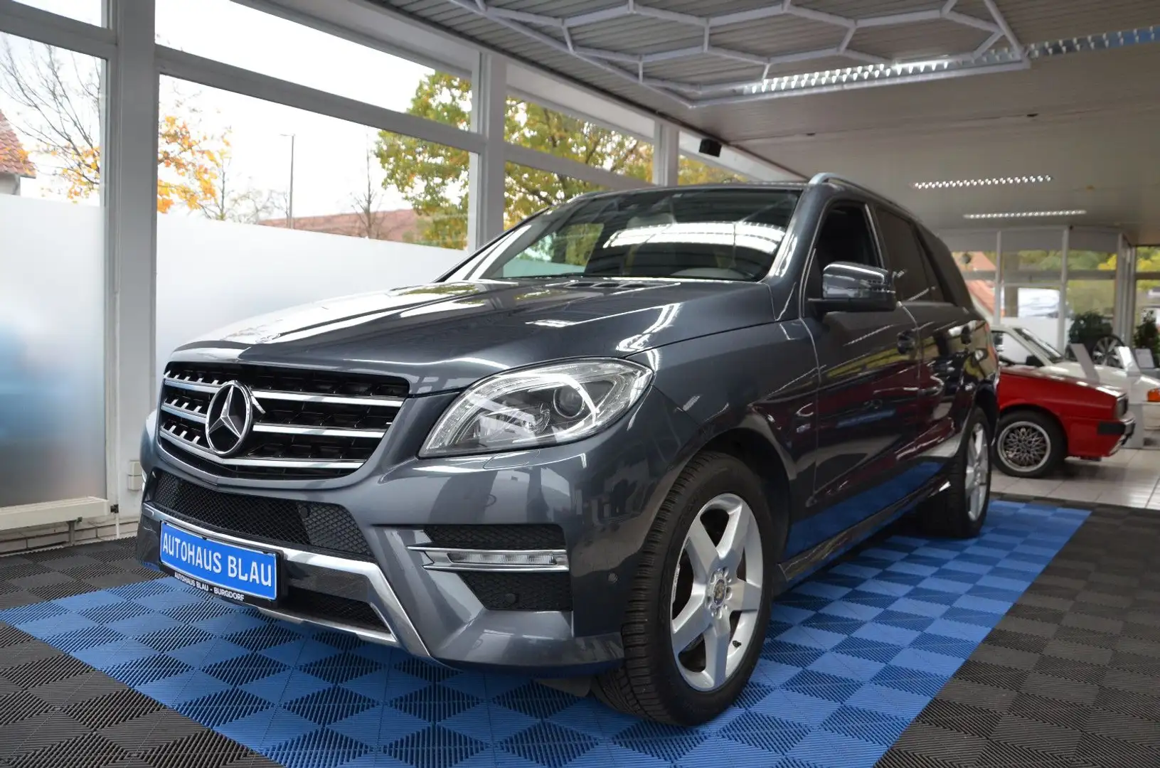 Mercedes-Benz ML 350 CDI BlueTec 4Matic *AMG STYLING*AHK*LEDER Grau - 1