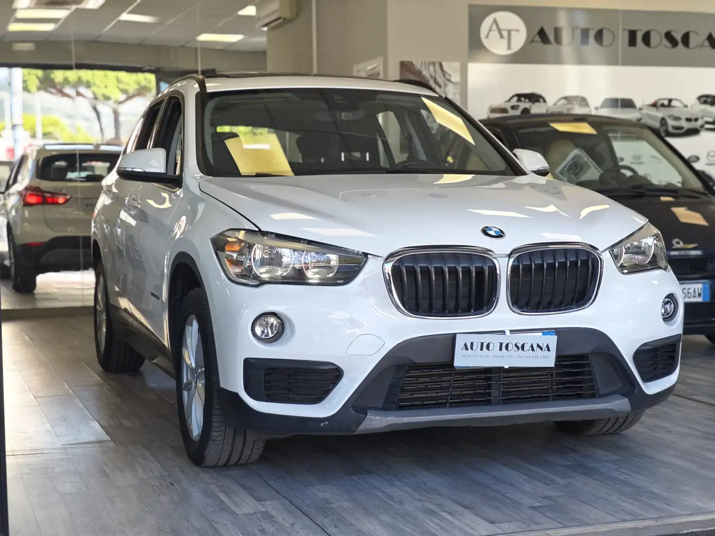 BMW X1 X1 F48 sdrive18d Sport auto Wit - 2