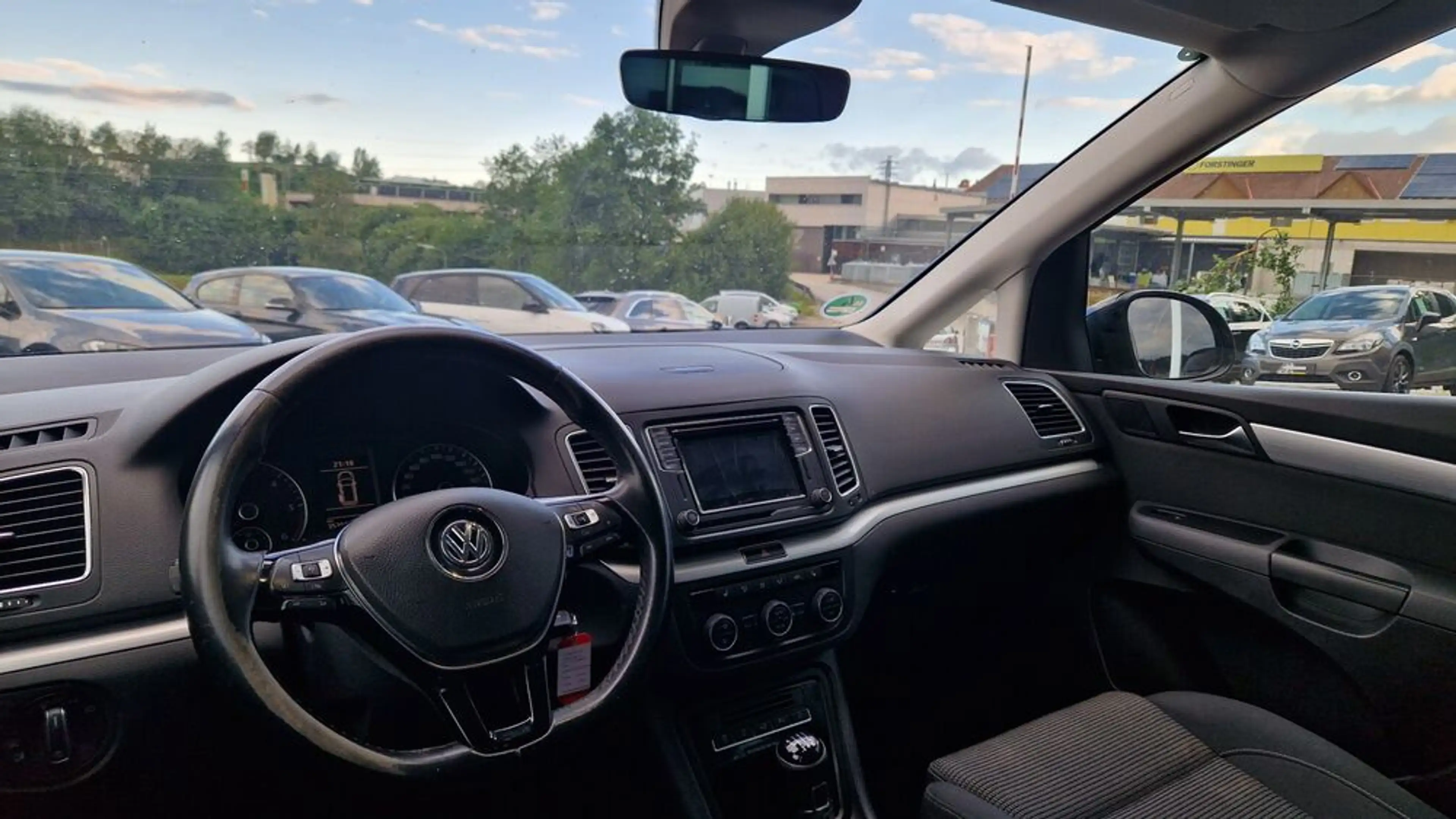 Volkswagen Sharan 2,0 TDI ''1.Besitz'' — photo 5