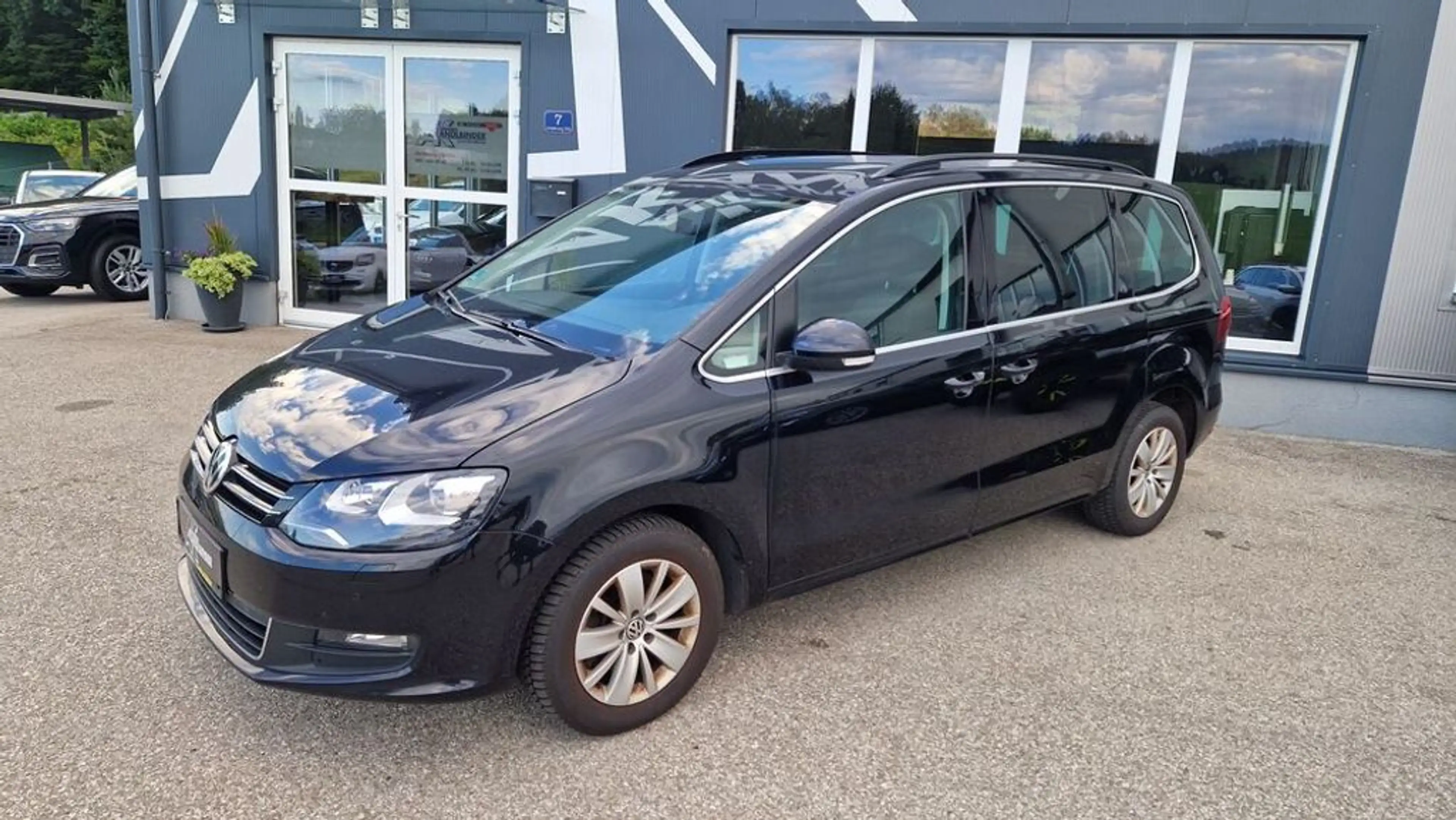 Volkswagen Sharan 2,0 TDI ''1.Besitz'' — photo 2