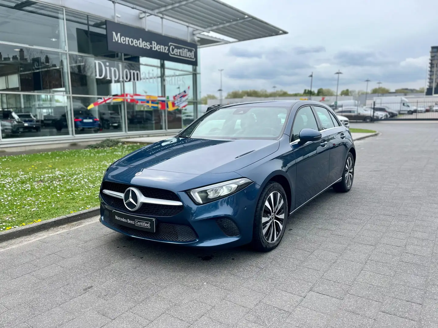Mercedes-Benz A 250 e PHEV (EU6AP) Bleu - 1