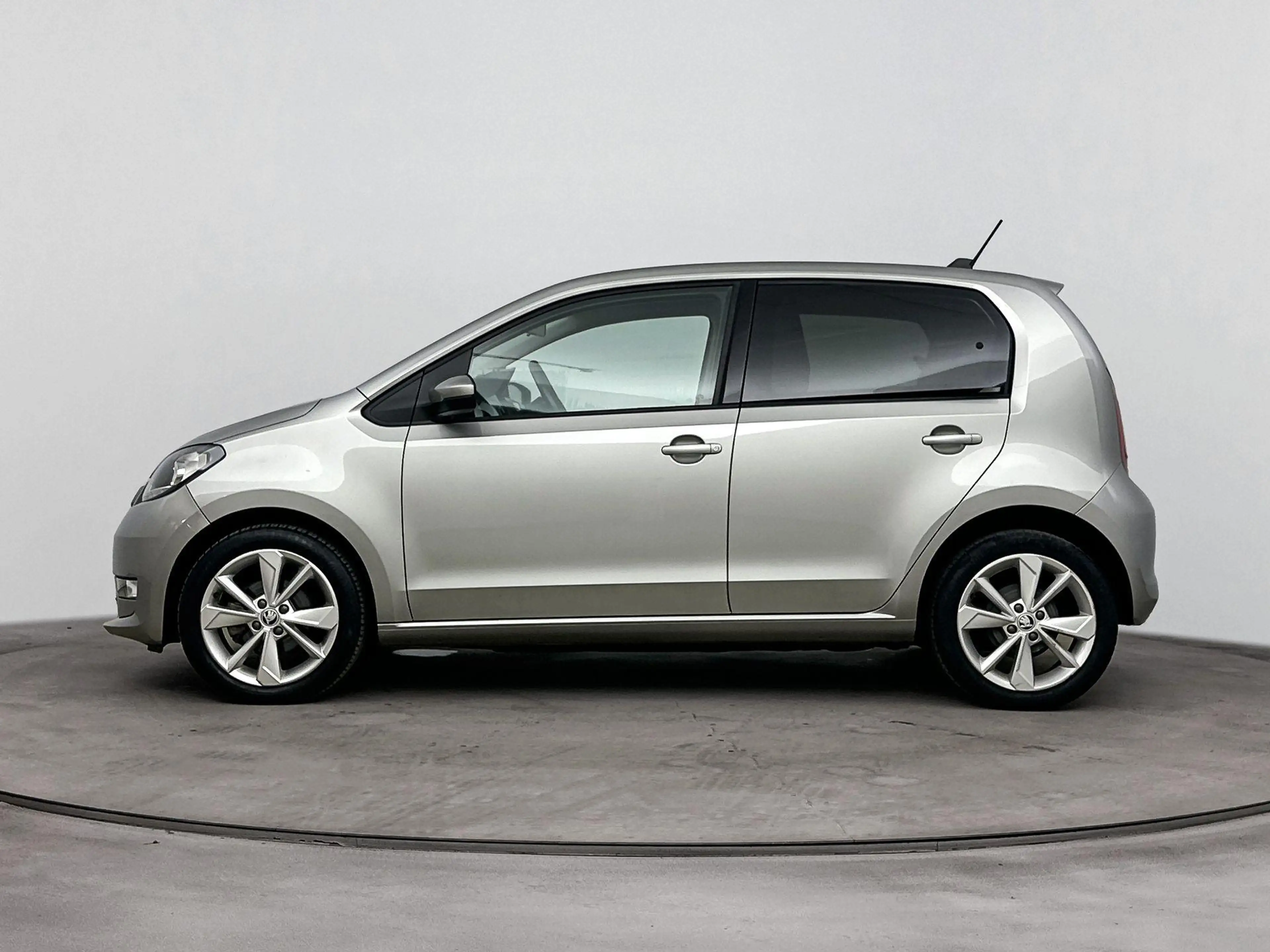 Skoda Citigo e-iV EV Style | Soh 95% | Automaat | Cruise | LMV — photo 4