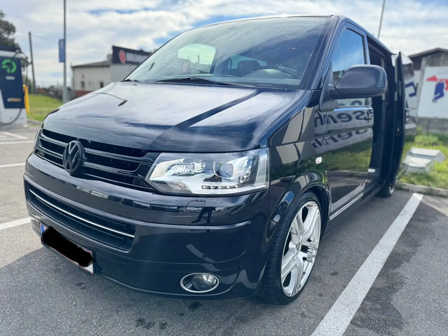 Volkswagen T5 Multivan Highline 2,0 BiTDI 4motion D-PF DSG - 1