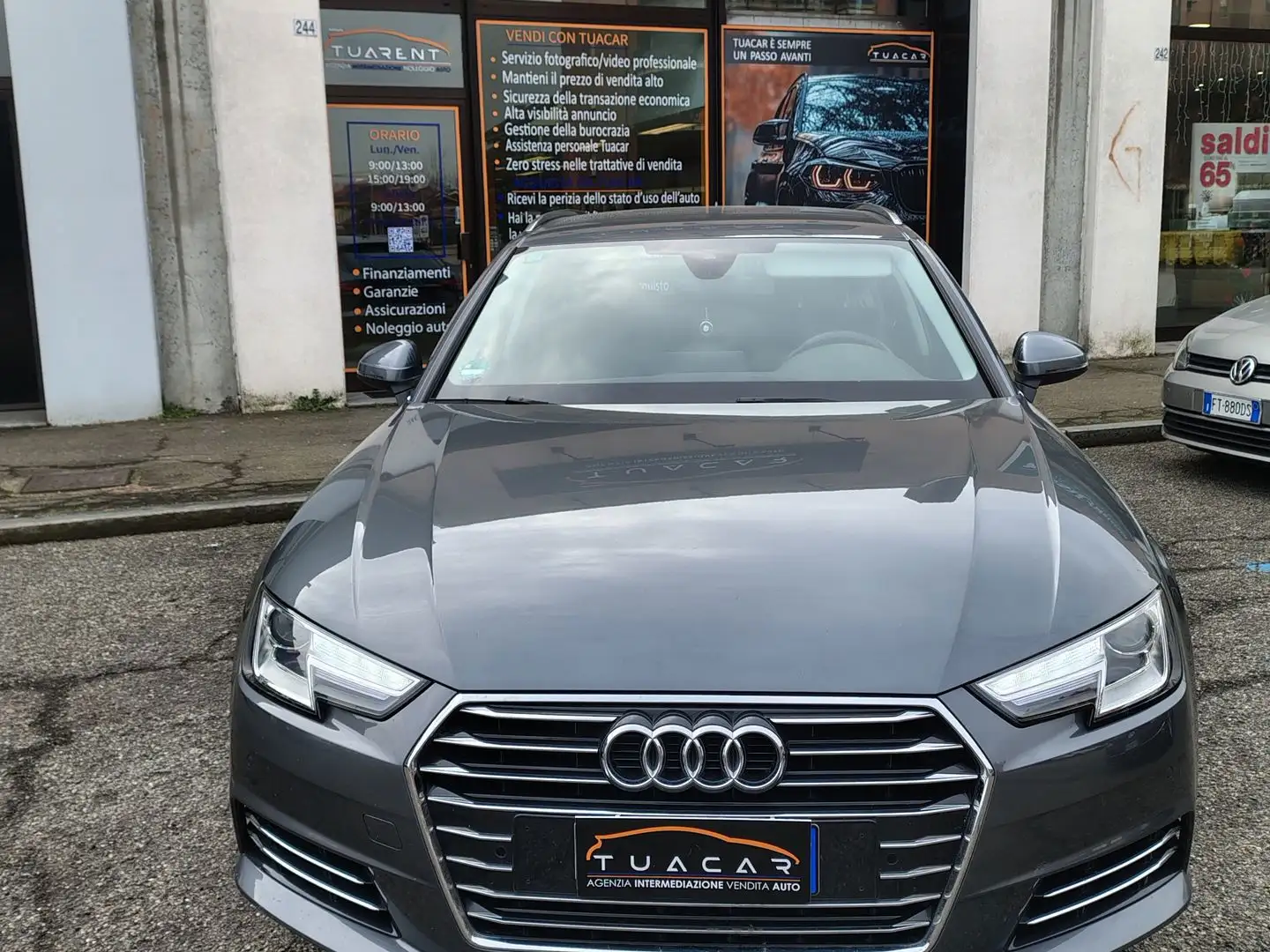 Audi A4 Business 2.0 35 TDI Gris - 2