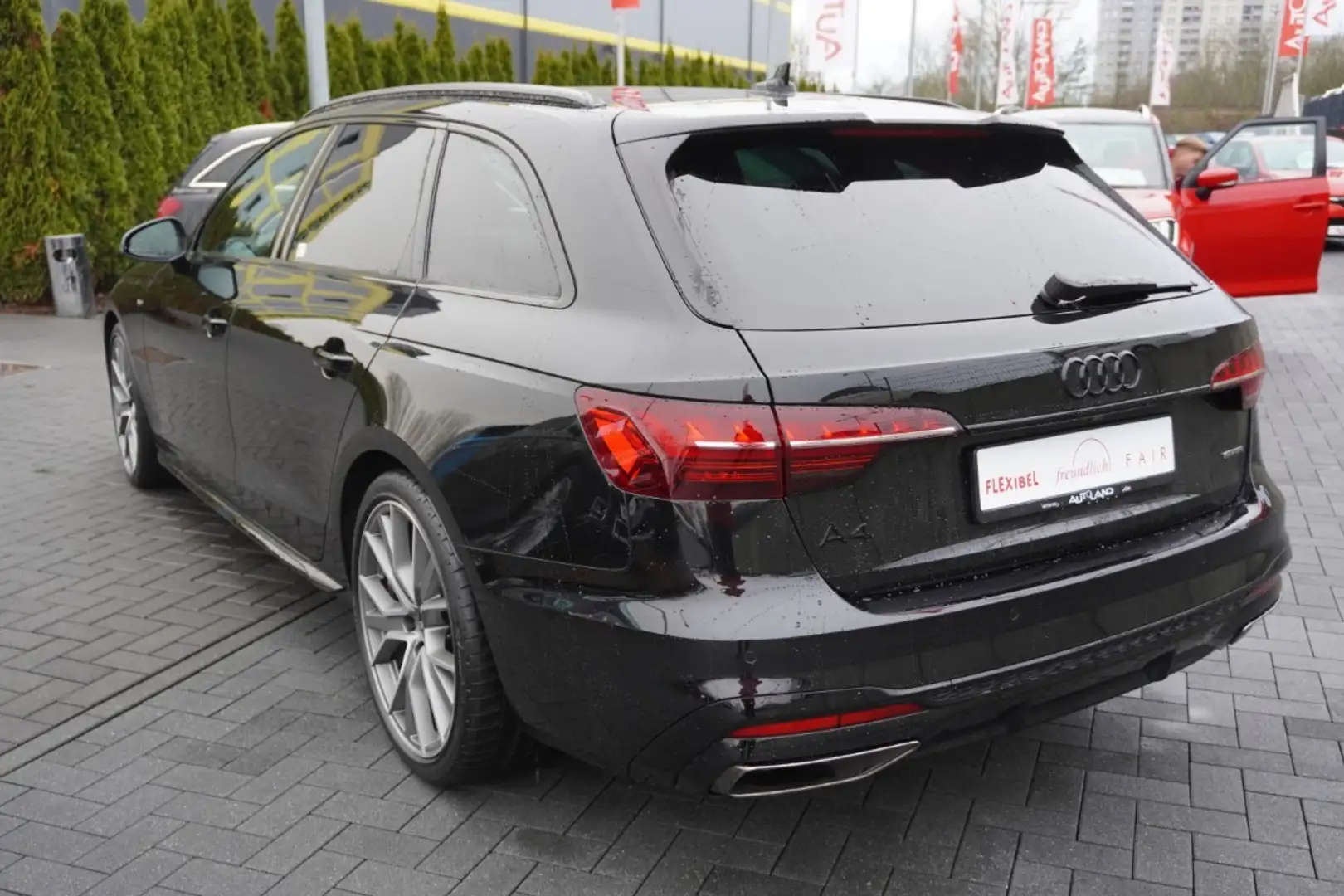 Audi A4 Avant 40 TFSI qu. 2xS line LED ACC AHK Kamera Schwarz - 2