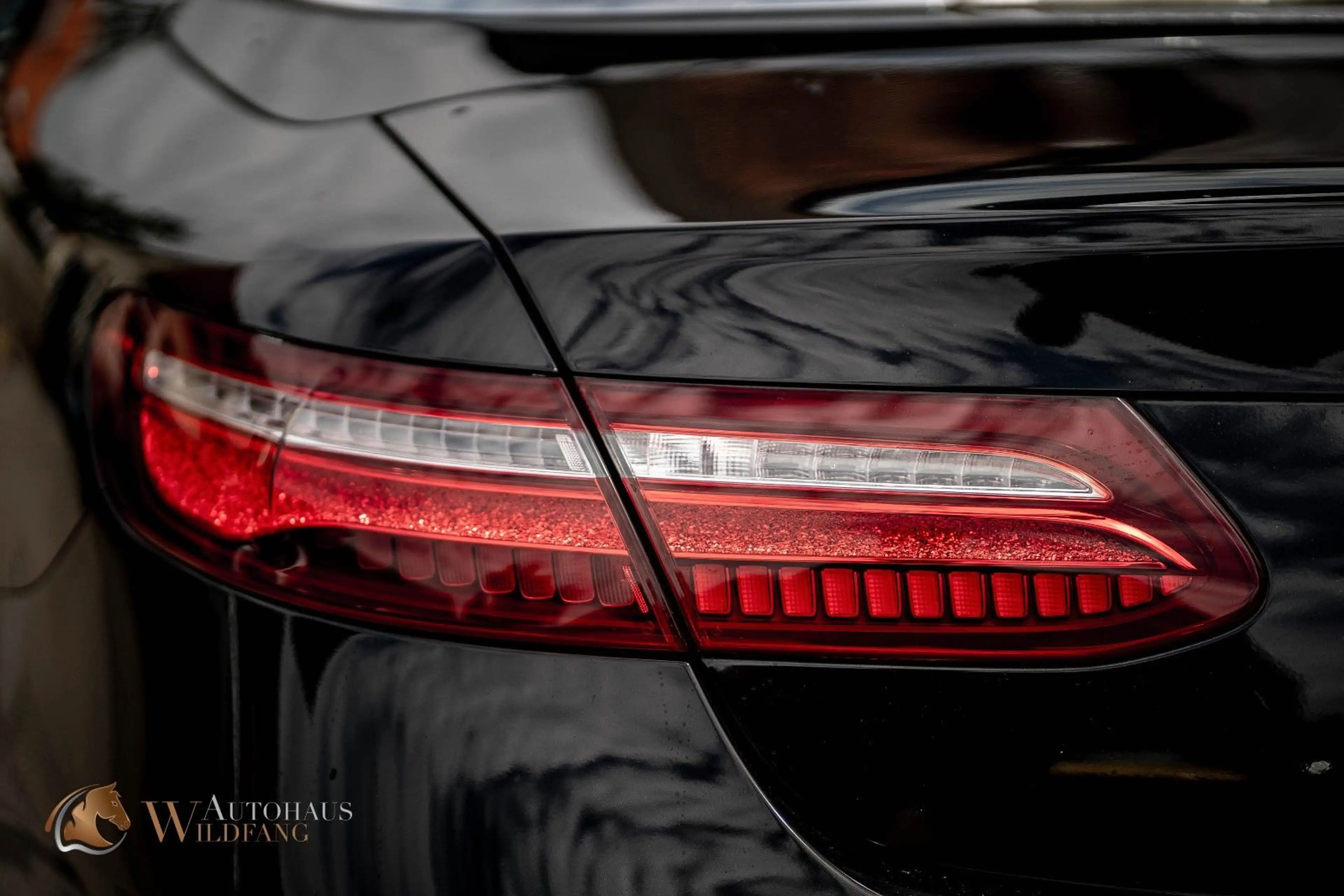 Mercedes-Benz E 200 E200 BURMESTER+LED+MEMORY+AIRSCARF+LEDER+DISTR. — photo 8