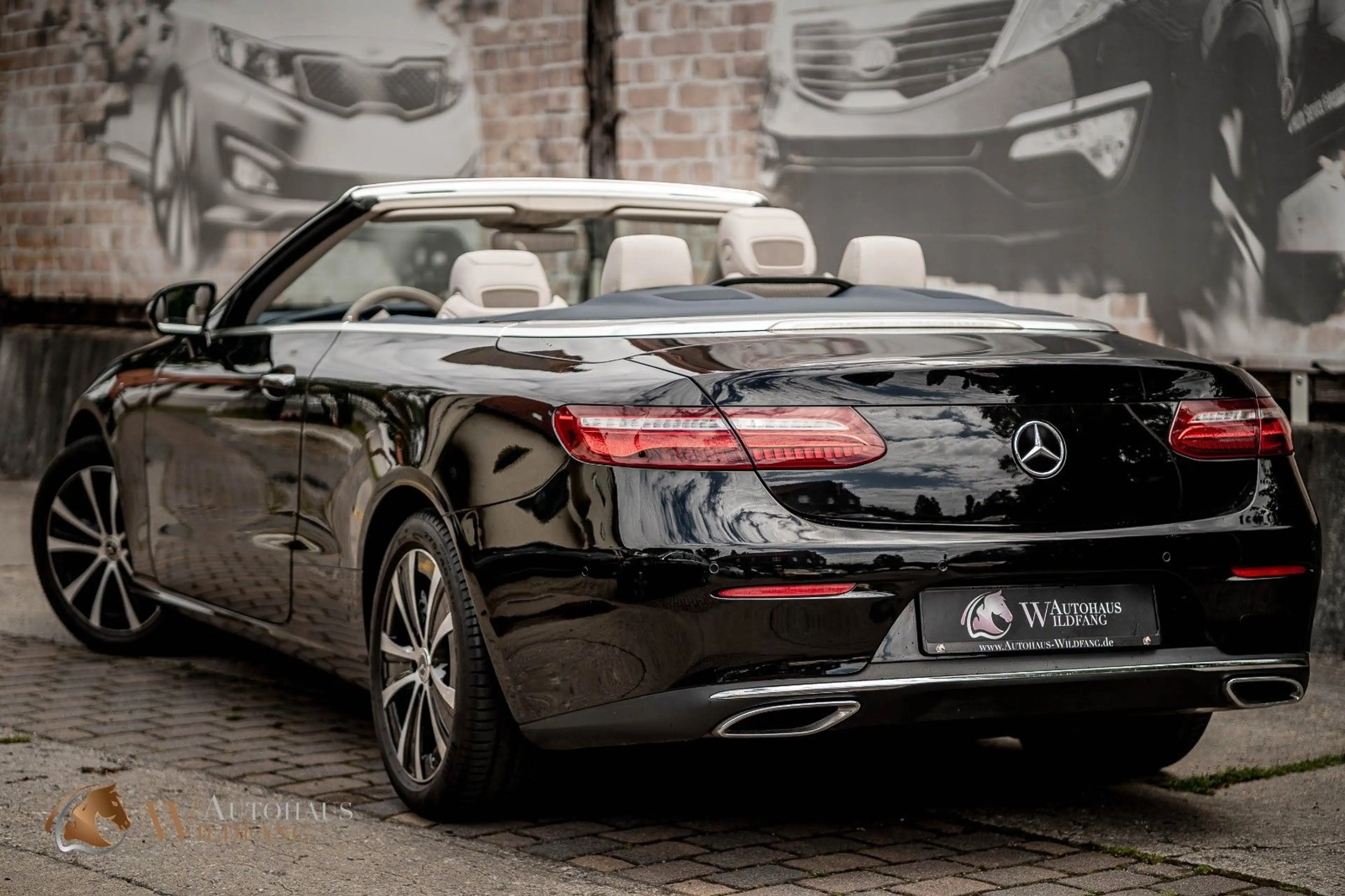 Mercedes-Benz E 200 E200 BURMESTER+LED+MEMORY+AIRSCARF+LEDER+DISTR. — photo 7