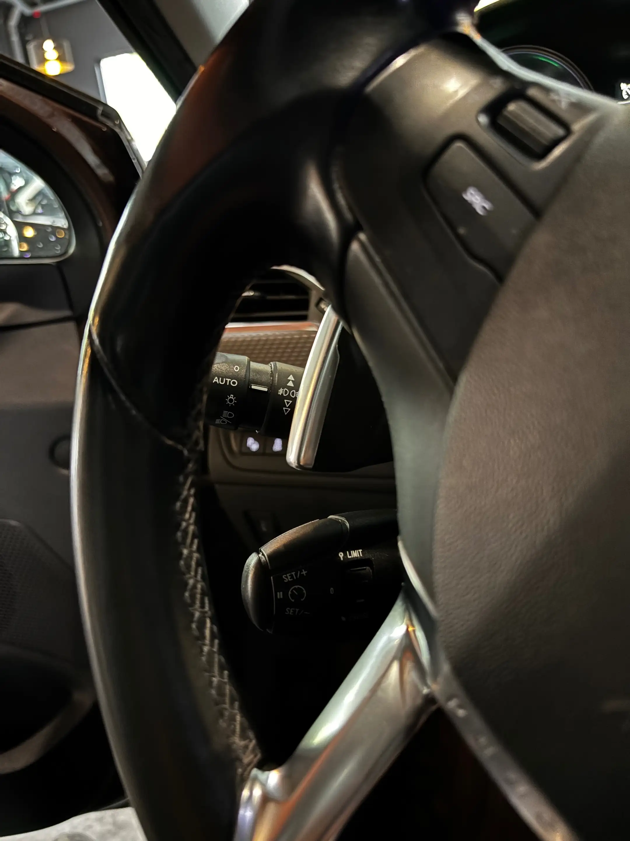 Peugeot 2008 2008 1.6i Allure / AUTOMATIQUE /12 MOIS DE GARANTIE — photo 8