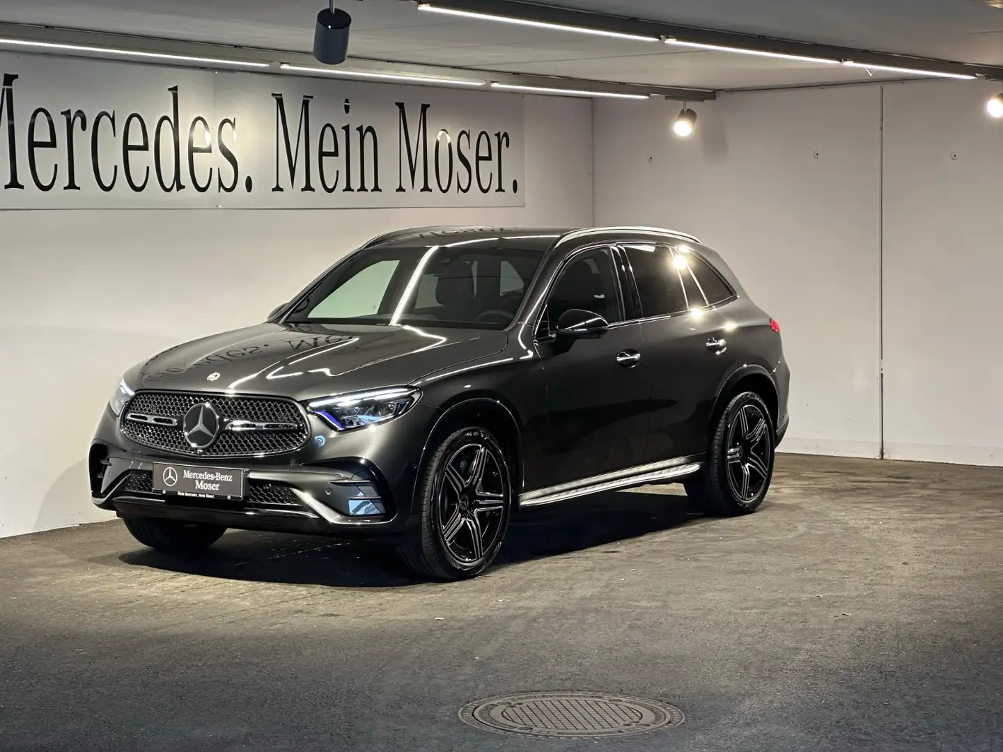 Mercedes-Benz GLC 220 d 4MATIC AMG Line Grau - 2