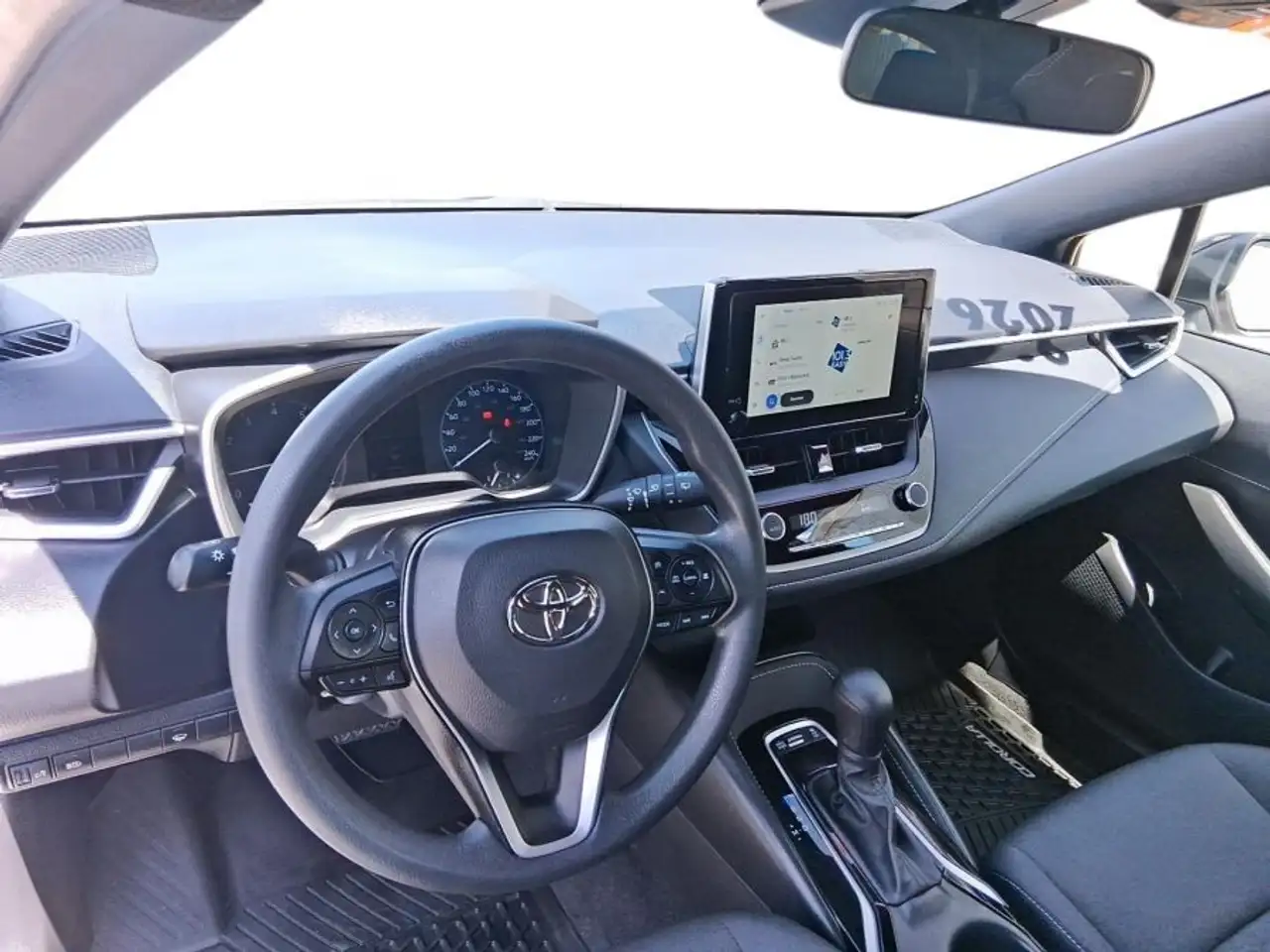 Toyota Corolla снимка Toyota Corolla