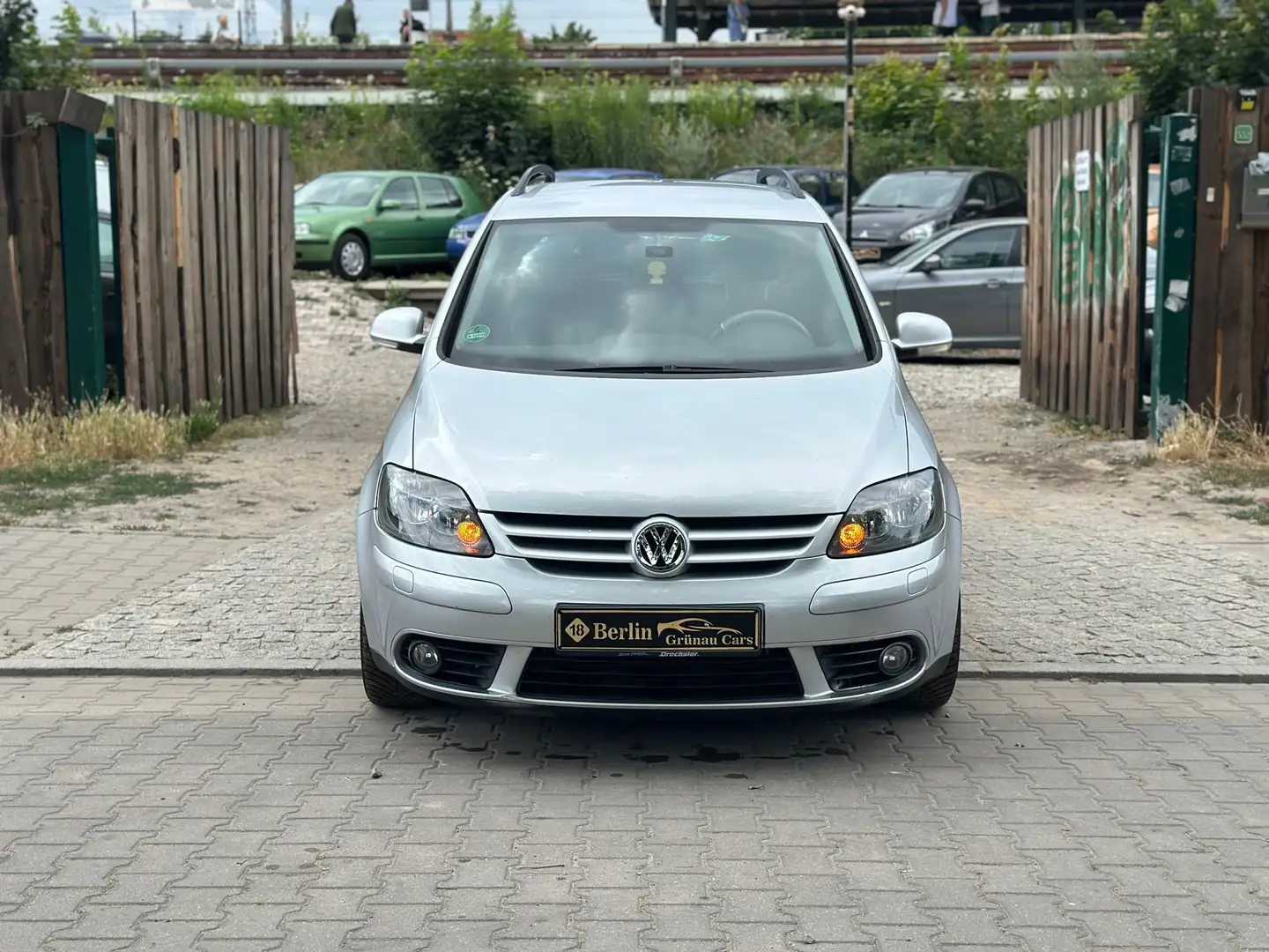 Volkswagen Golf Plus United 1,6 AUT*KLIMA* Gris - 2
