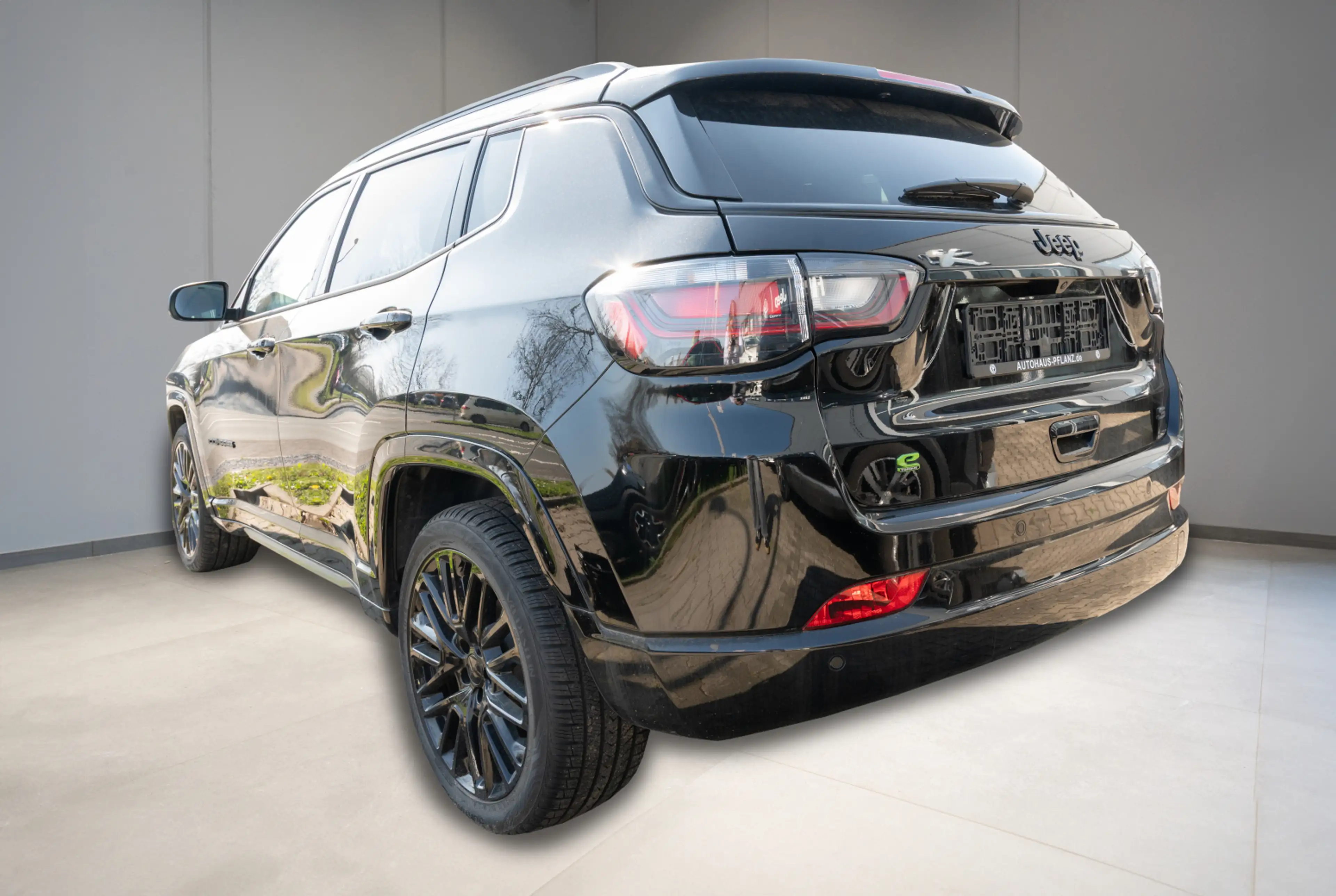 Jeep Compass S 1.5 e-Hybrid 48V *WINTER-PAKET*NAVI*CARPLAY* *INVENTUR-SALE* — photo 4