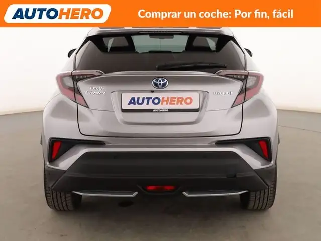 Toyota C-HR view 5