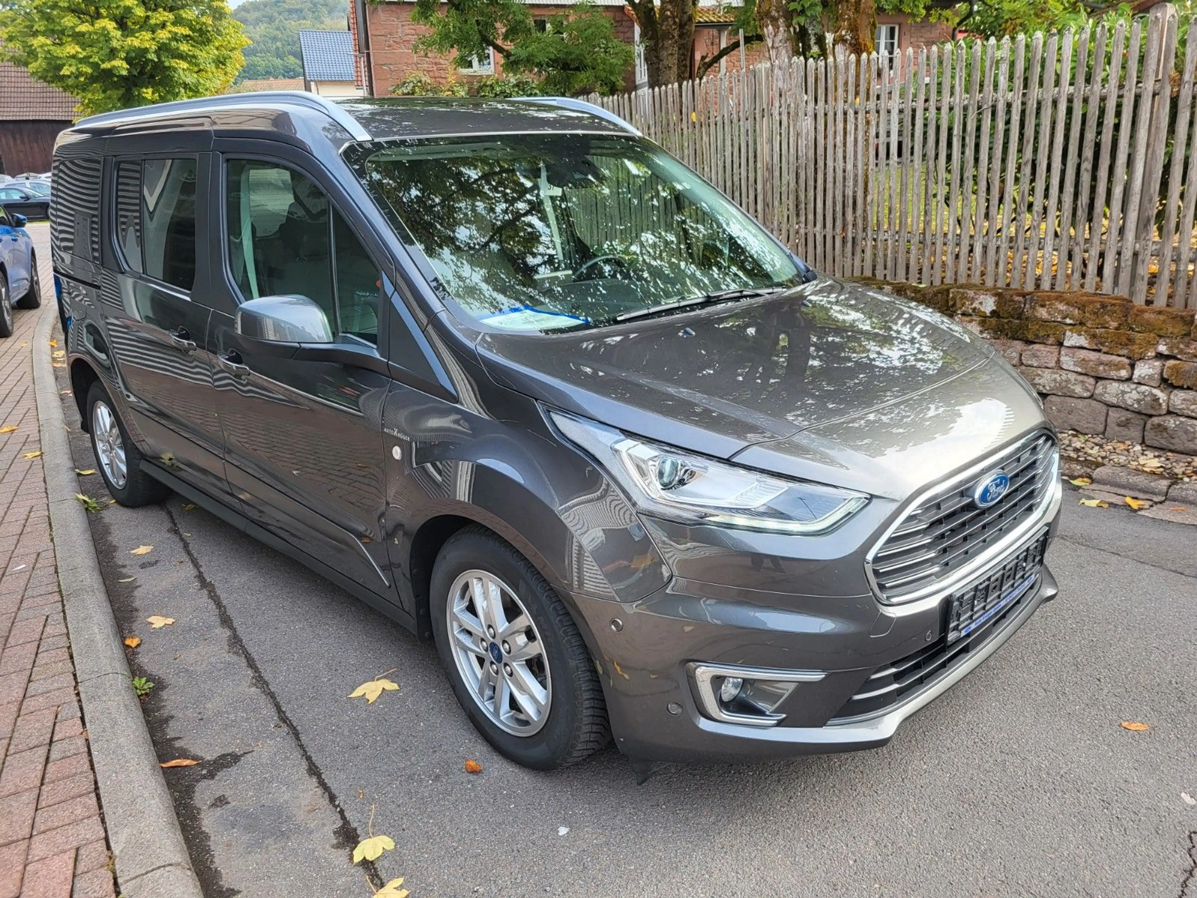 Ford Grand Tourneo Connect Titanium*7.SITZER*NAVI*ACC — photo 4