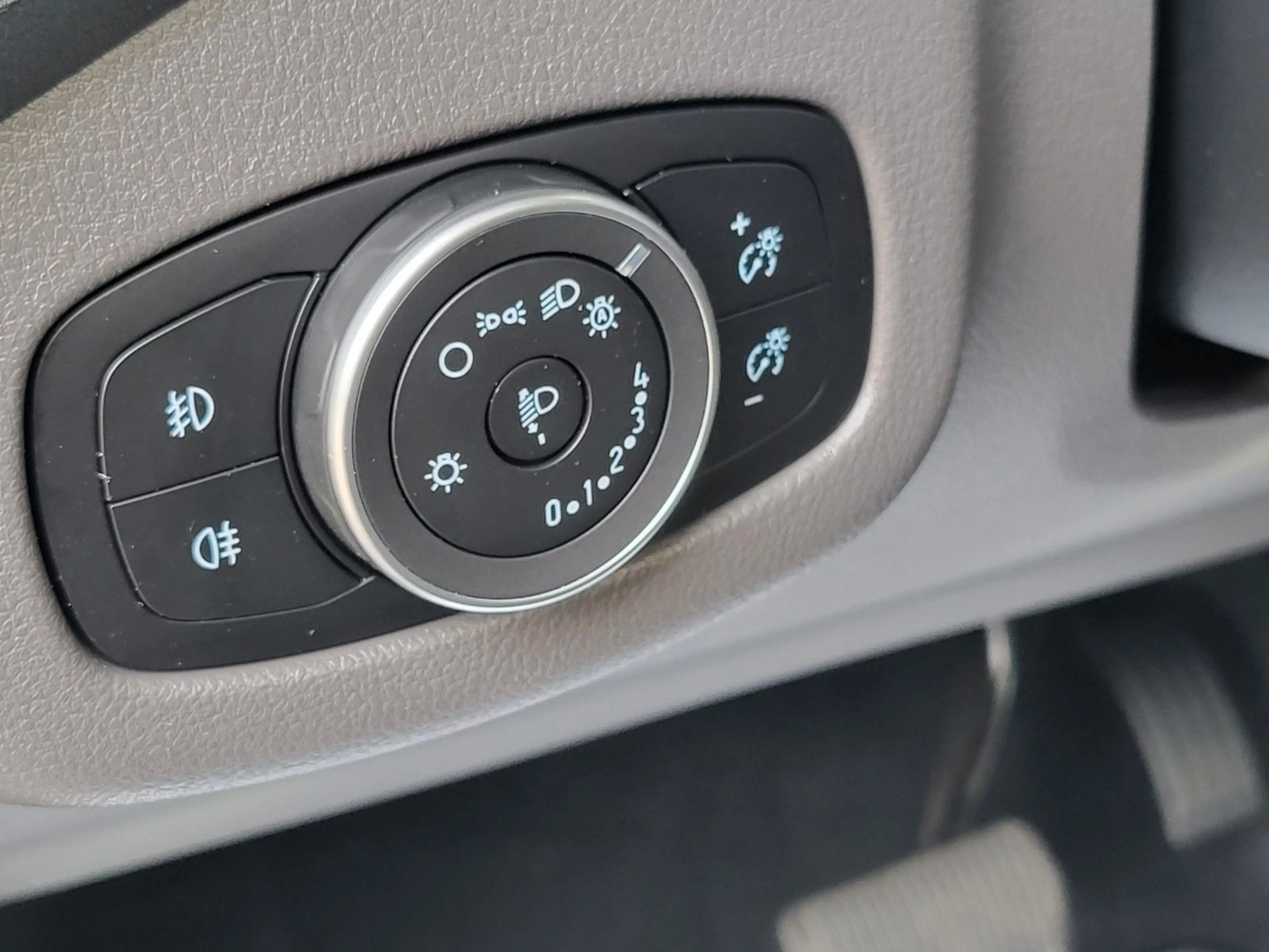 Ford Grand Tourneo Connect Titanium*7.SITZER*NAVI*ACC — photo 8