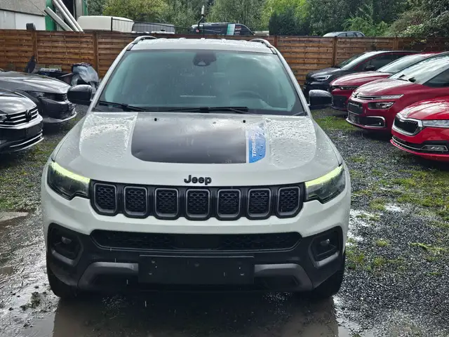 Jeep Compass Compass 240 HY TRAIL HK BVA AWD