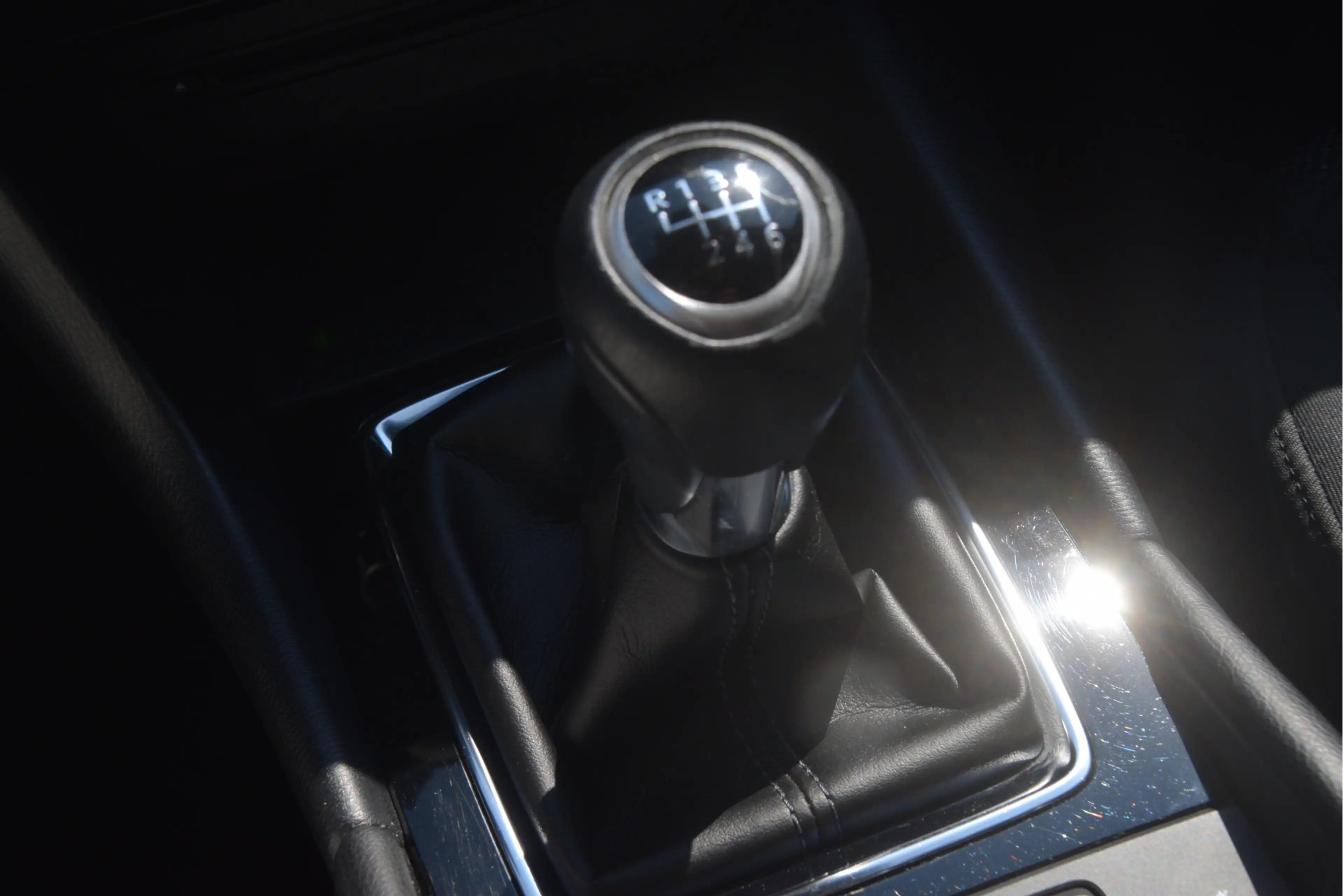 Mazda 3 2.0 SkyActiv-G 120 SkyLease+ Keyless | PDC | Cruis — photo 22