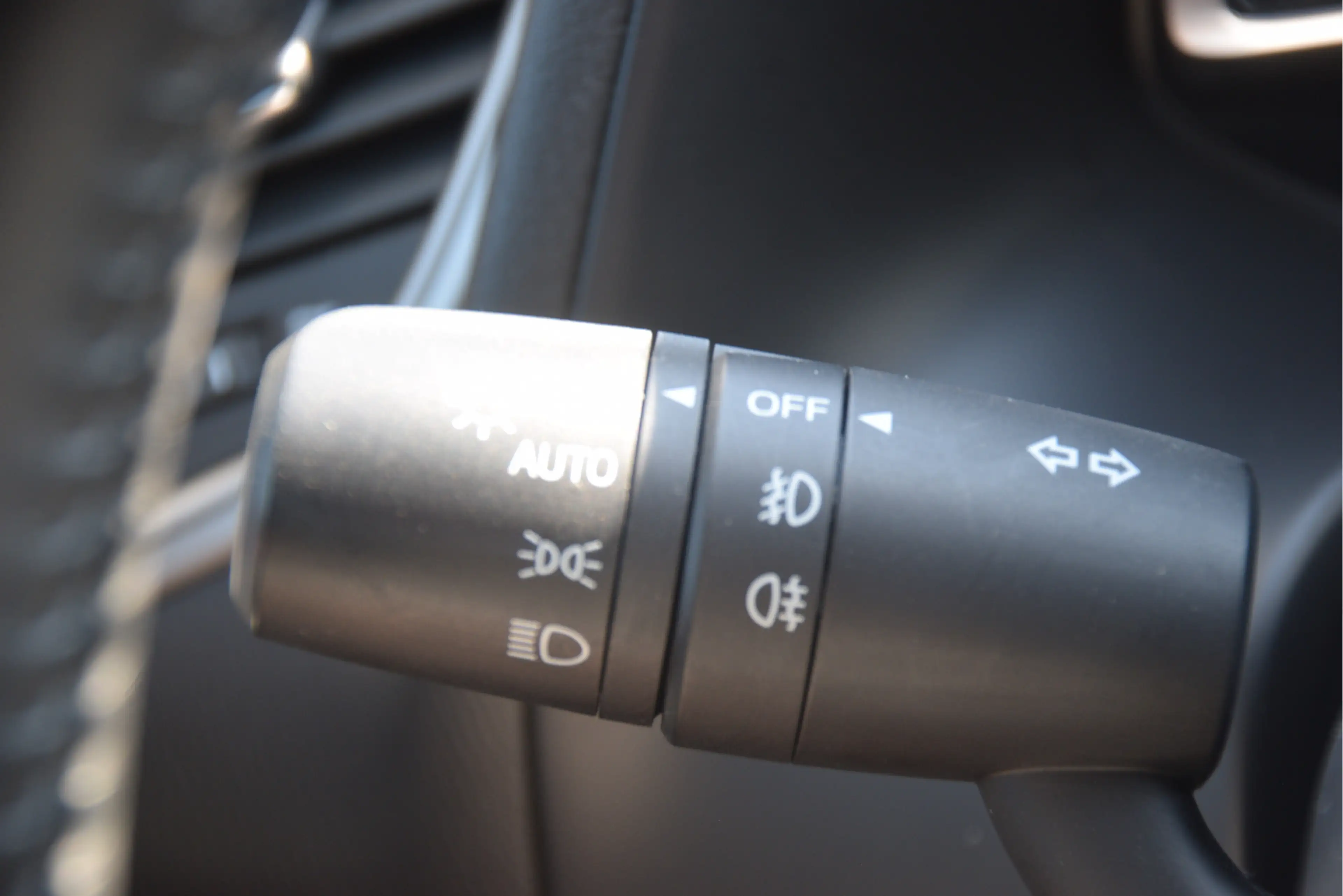 Mazda 3 2.0 SkyActiv-G 120 SkyLease+ Keyless | PDC | Cruis — photo 26