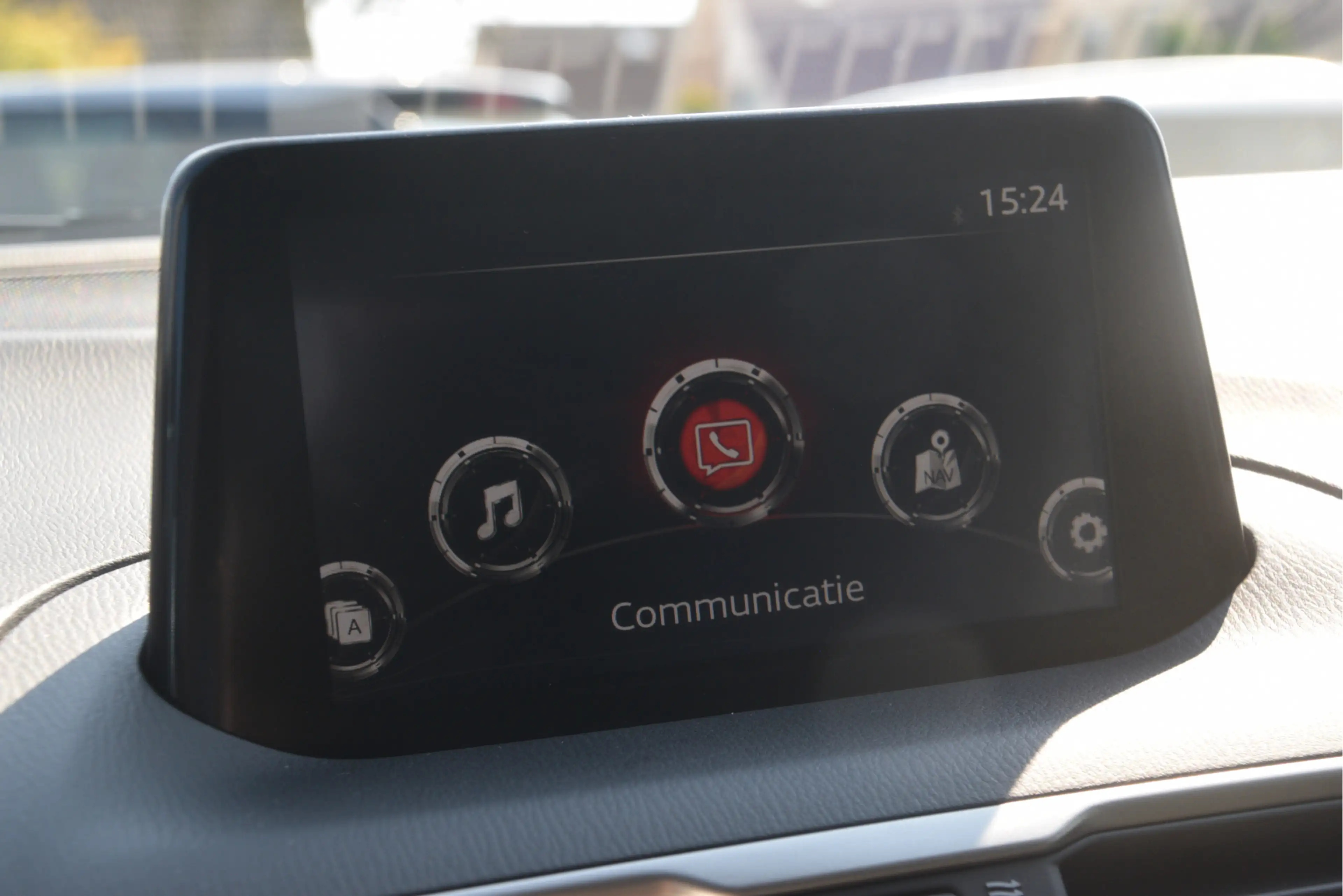 Mazda 3 2.0 SkyActiv-G 120 SkyLease+ Keyless | PDC | Cruis — photo 17