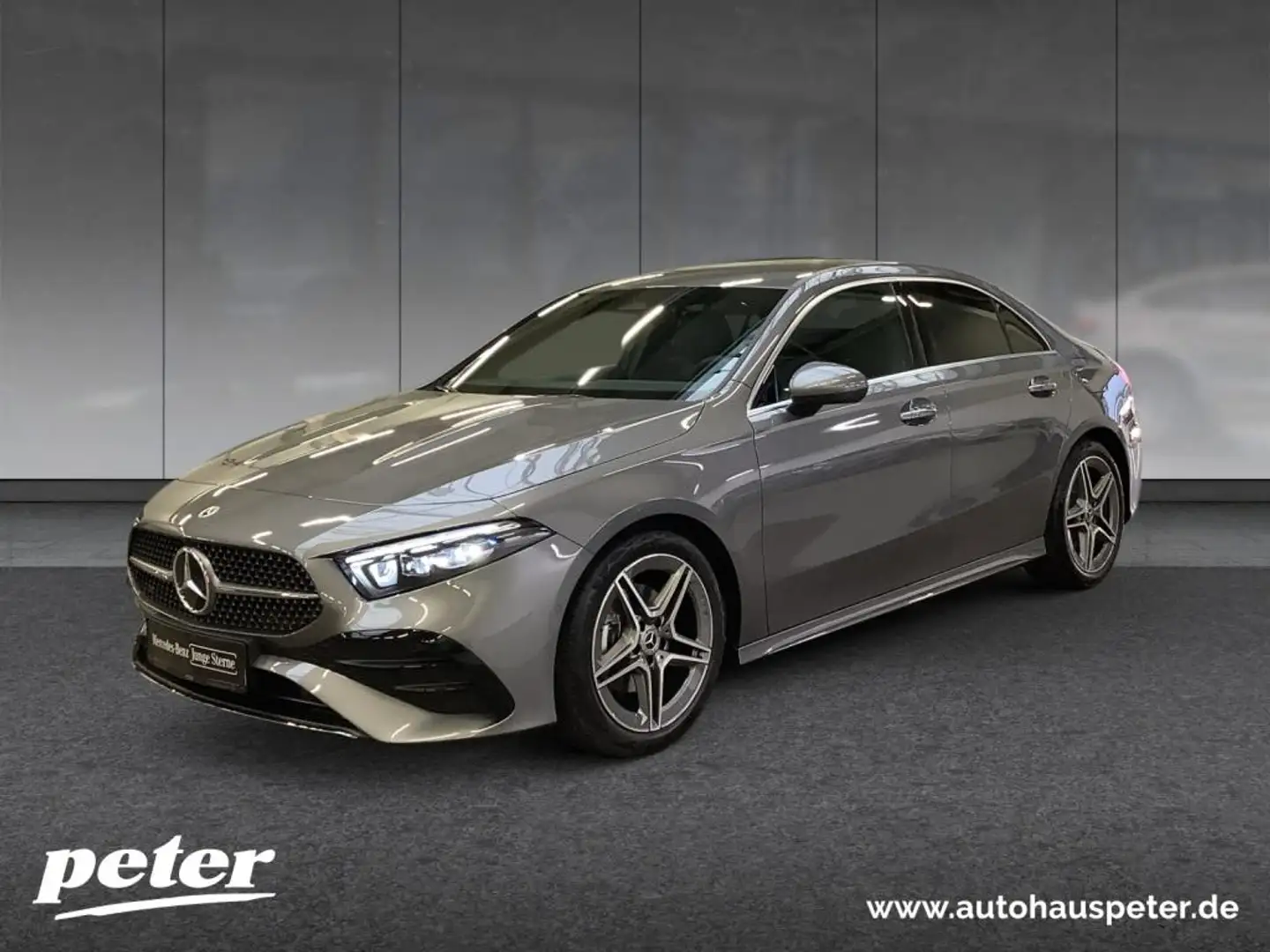 Mercedes-Benz A 200 Limousine AMG+WINTER+18"+AHK+MBEAM+KEYLESS Grau - 1