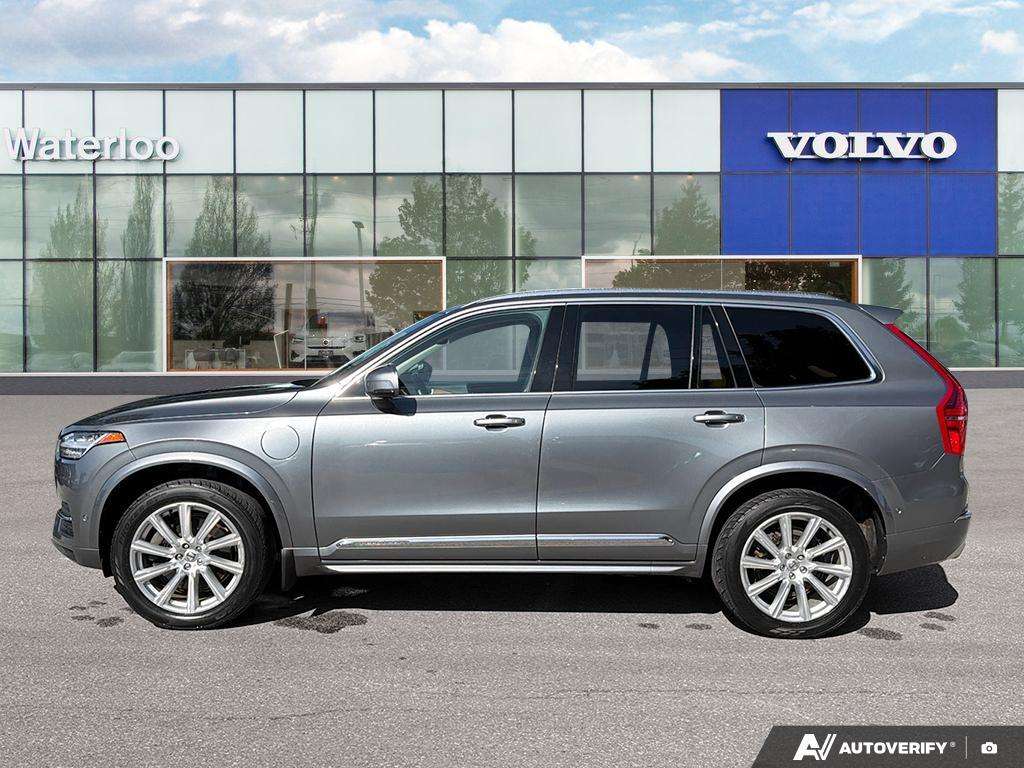 2016 Volvo XC90 T8 PHEV Inscription alt 3