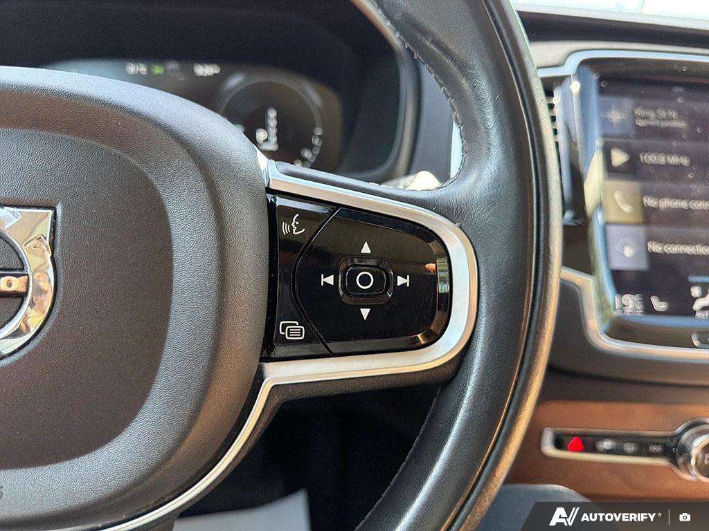 2016 Volvo XC90 T8 PHEV Inscription thumb 15
