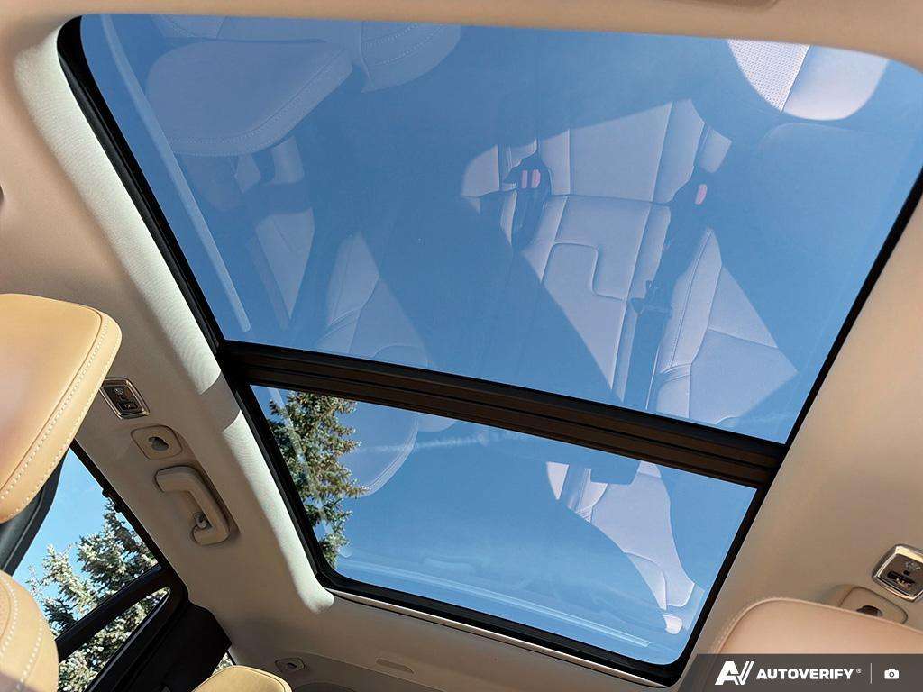 2016 Volvo XC90 T8 PHEV Inscription thumb 17