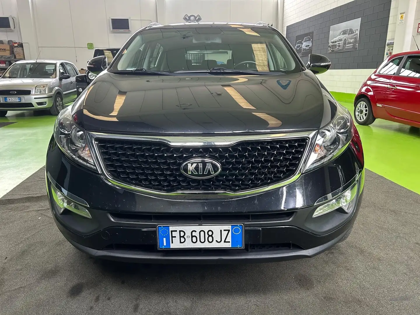 Kia Sportage 1.7 crdi High Tech PELLE-NAVI-CERCHI 18 Nero - 2